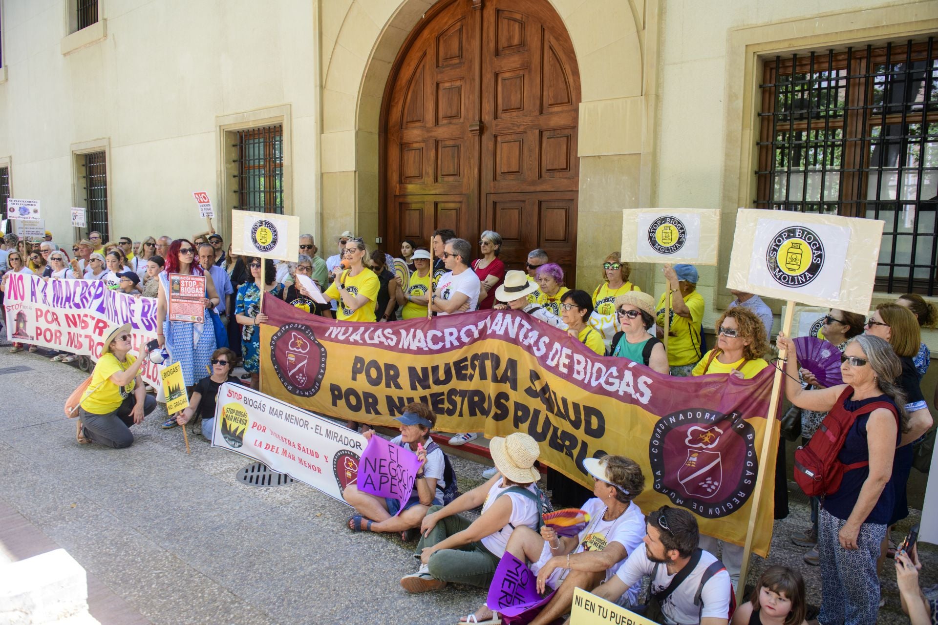 Protesta en Murcia contra las plantas de biogás, en imágenes