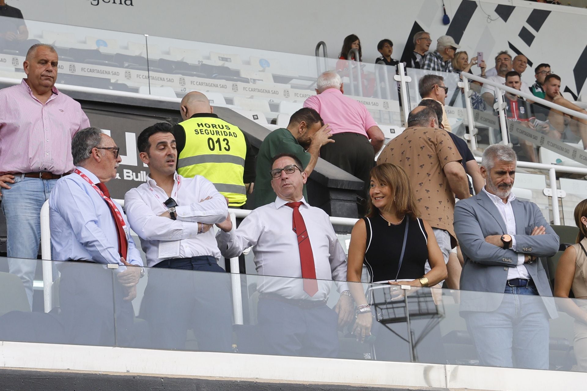 La derrota del Cartagena frente al Mirandés, en imágenes