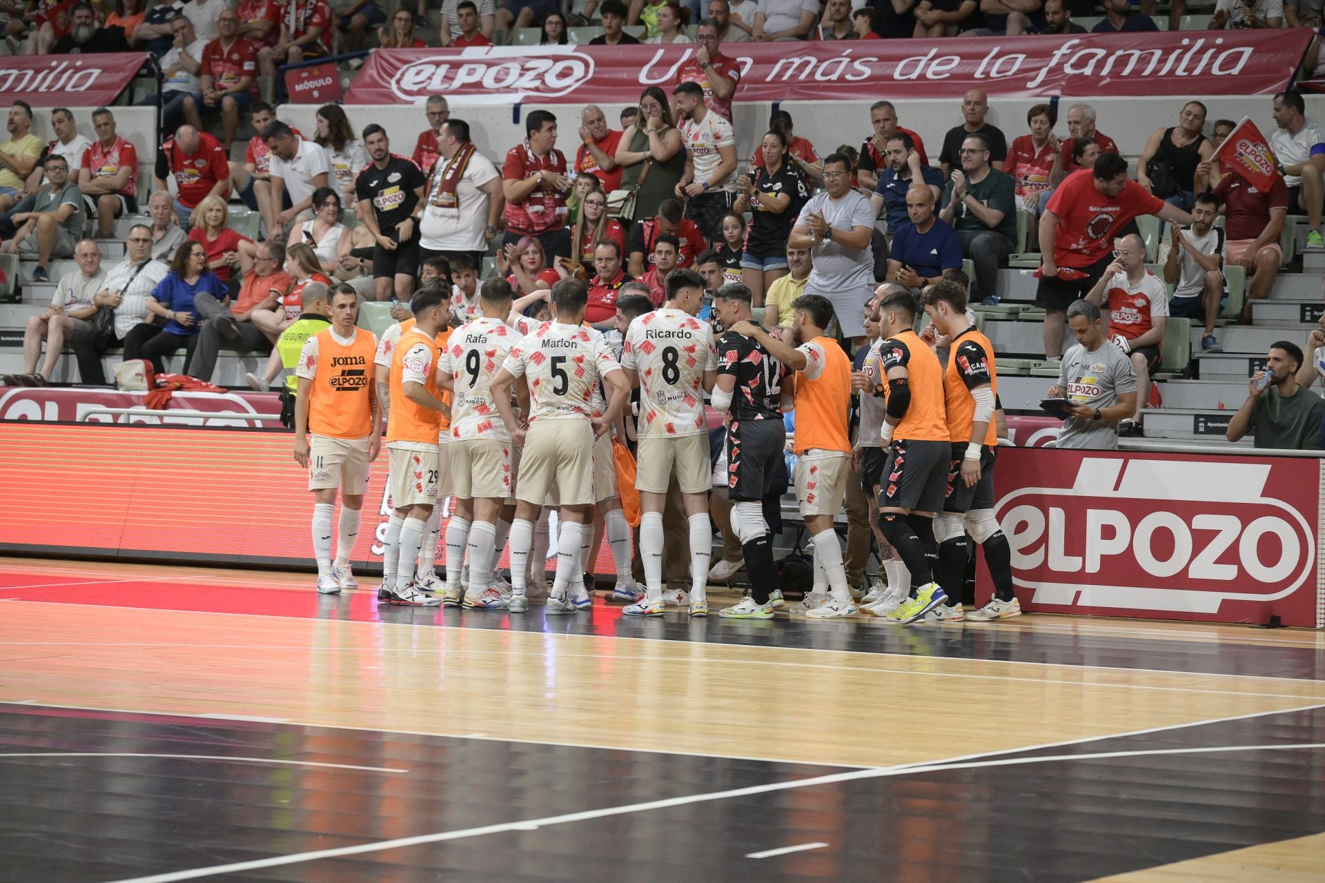ElPozo-Peñiscola (6-3), en imágenes