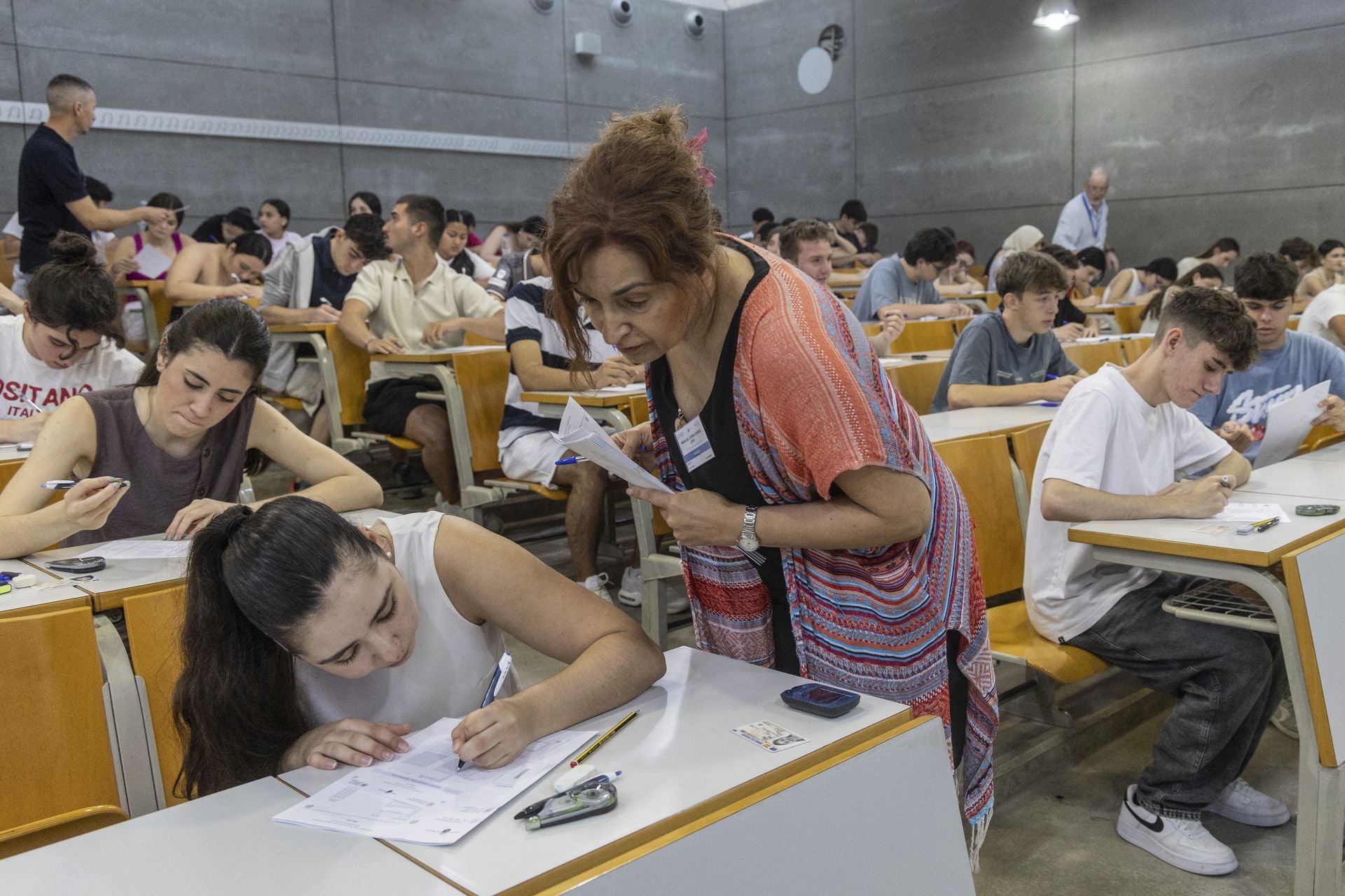 Los alumnos de la Región de Murcia afrontan los primeros exámenes de la PAU, en imágenes