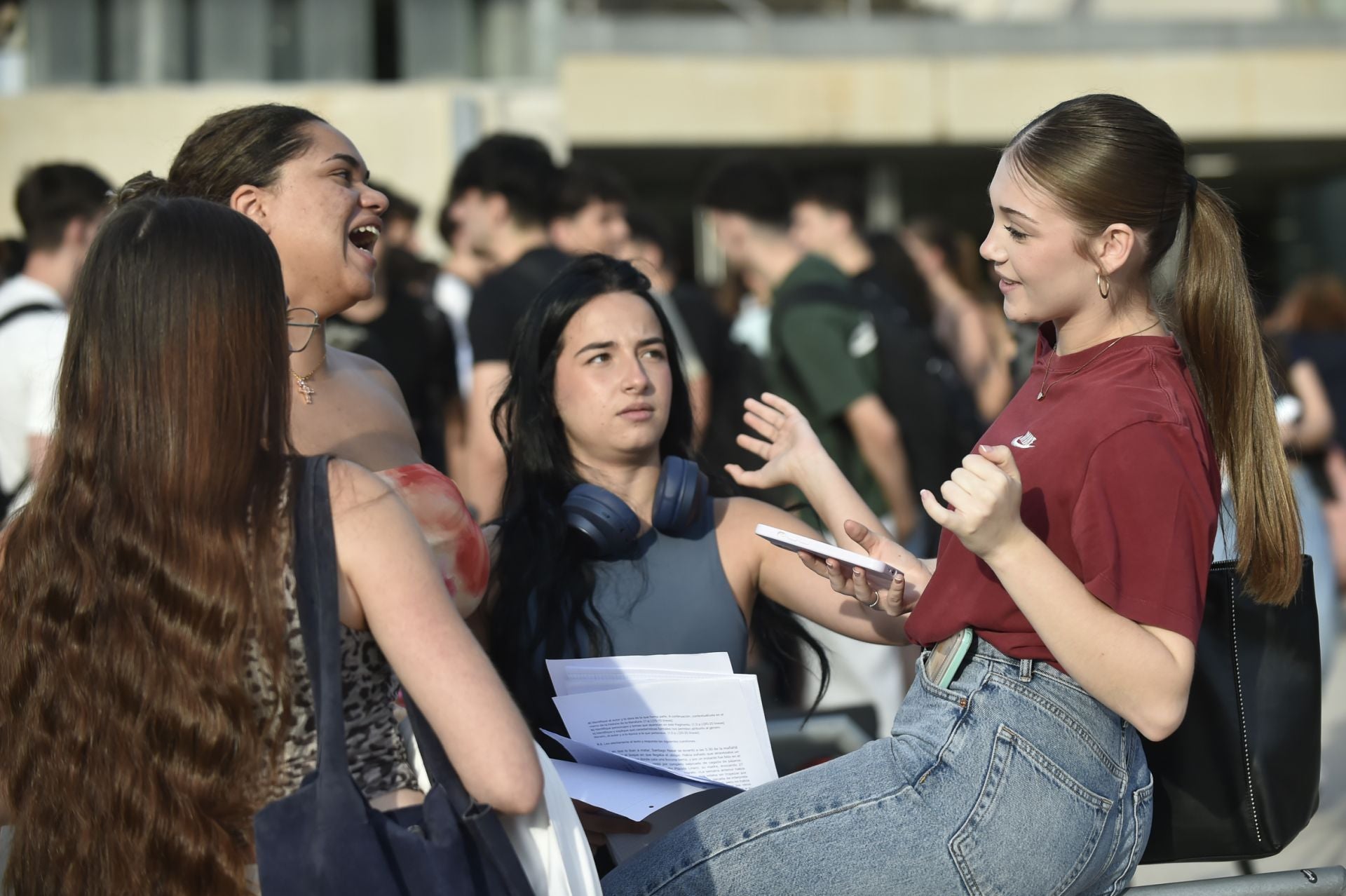 Los alumnos de la Región de Murcia afrontan los primeros exámenes de la PAU, en imágenes