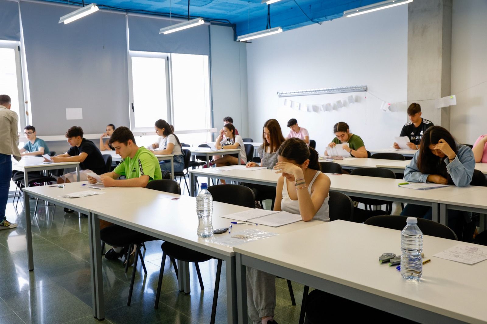 Los alumnos de la Región de Murcia afrontan los primeros exámenes de la PAU, en imágenes