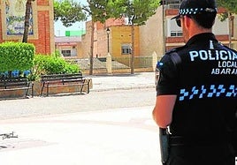 Un agente de la Policía Local.