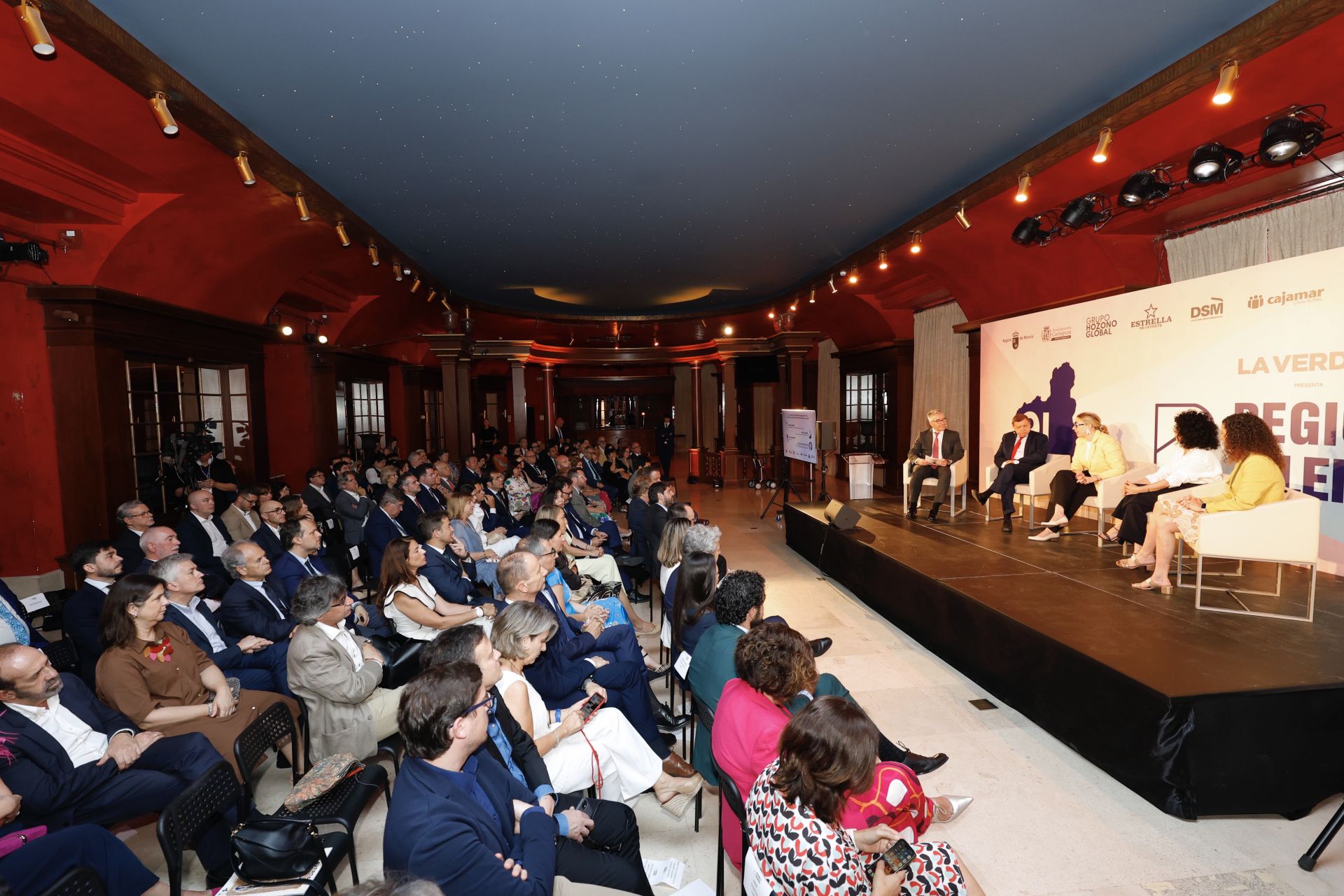 Las imágenes de la presentación de Región de Talentos en el Teatro Real de Madrid