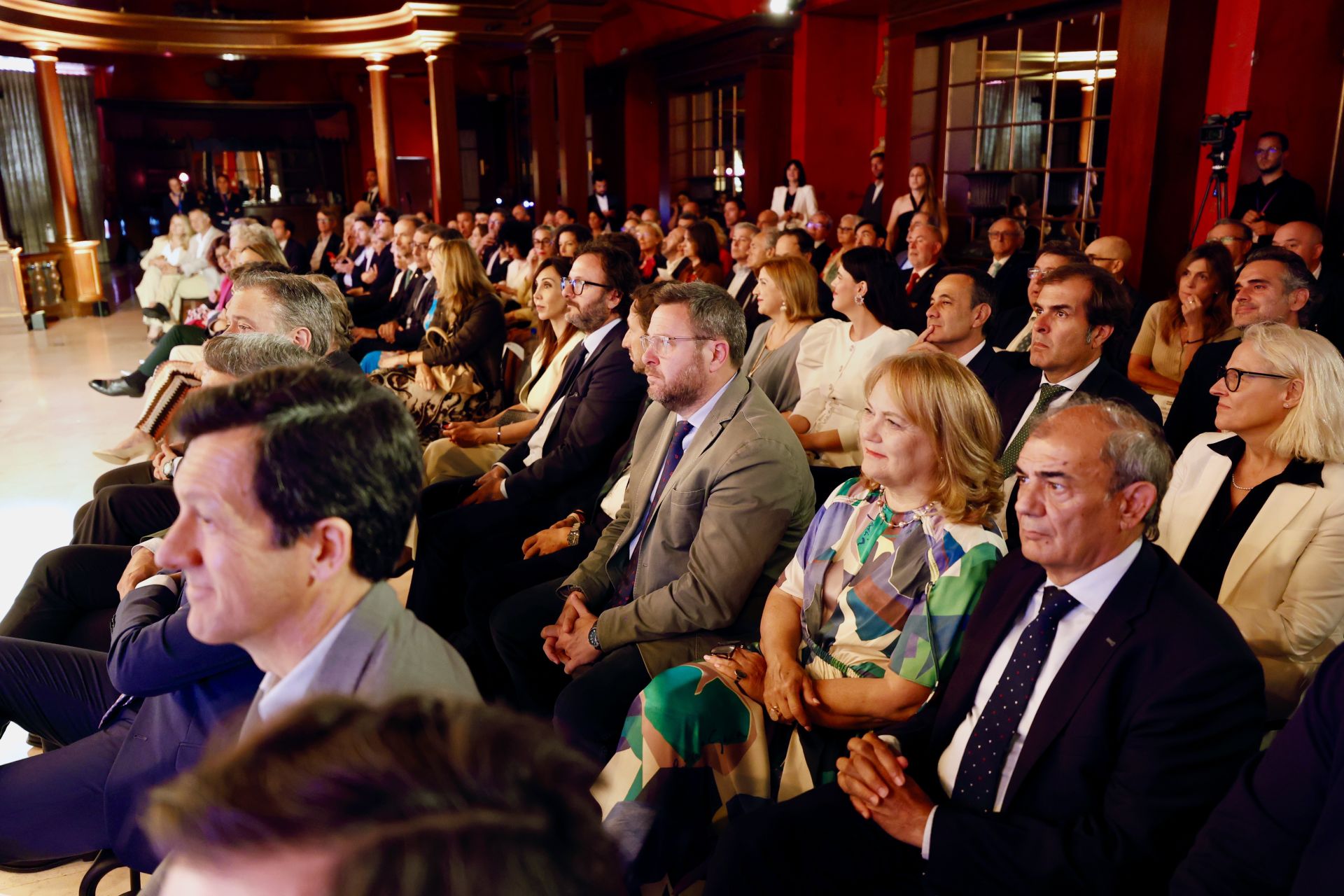 Las imágenes de la presentación de Región de Talentos en el Teatro Real de Madrid