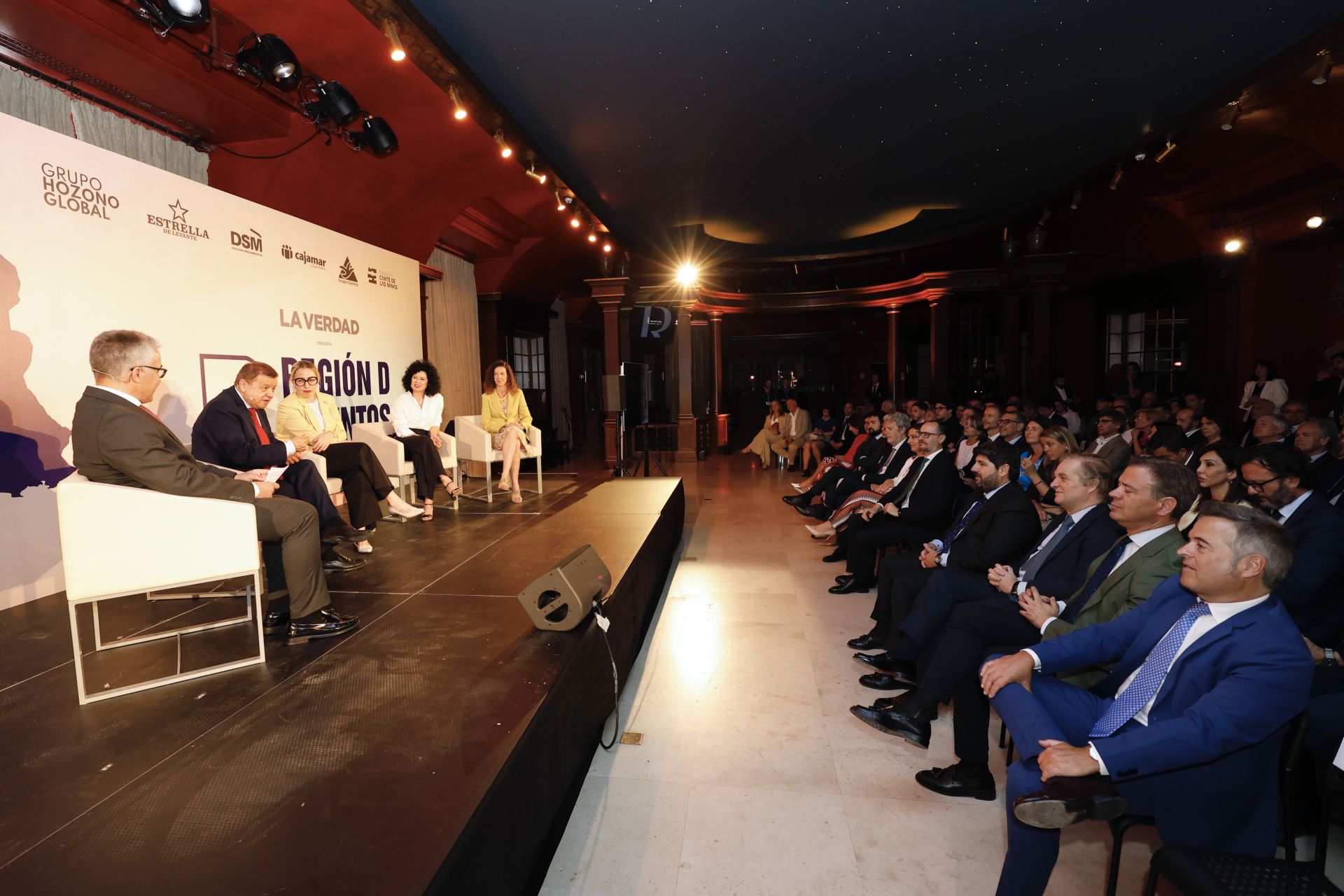 Las imágenes de la presentación de Región de Talentos en el Teatro Real de Madrid