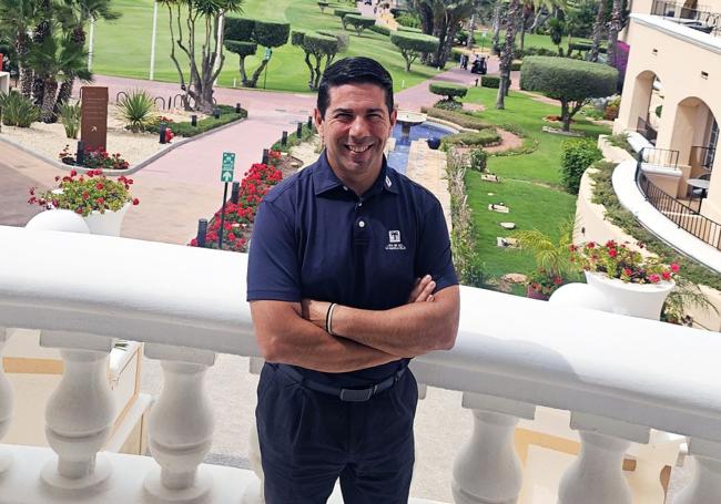 Ángel Holgado. El director general del complejo también juega al golf.