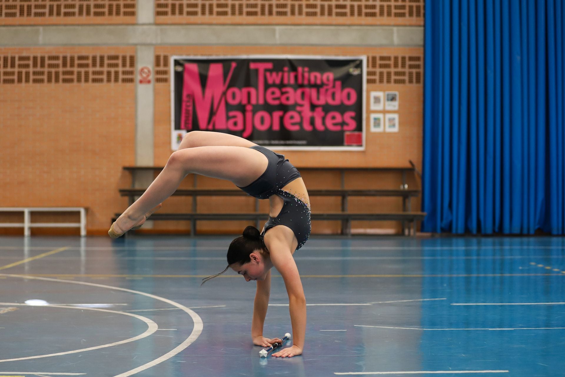 Las &#039;majorettes&#039; de Monteagudo, en imágenes