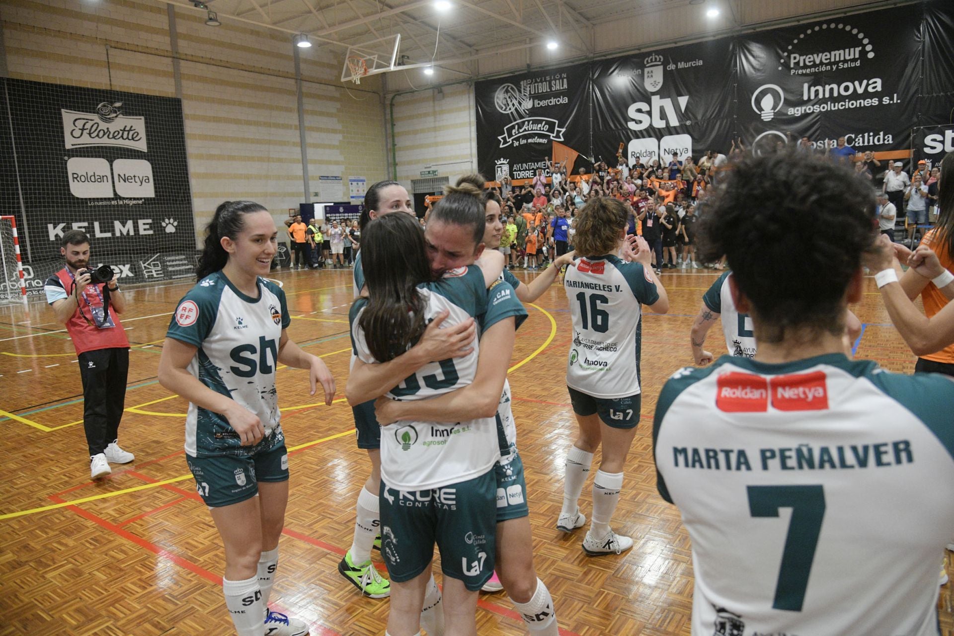 El STV Roldán tumba al Torreblanca (4-4), en imágenes