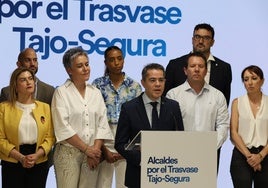 El alcalde de Lorquí, Joaquín Hernández, ayer en el acto.