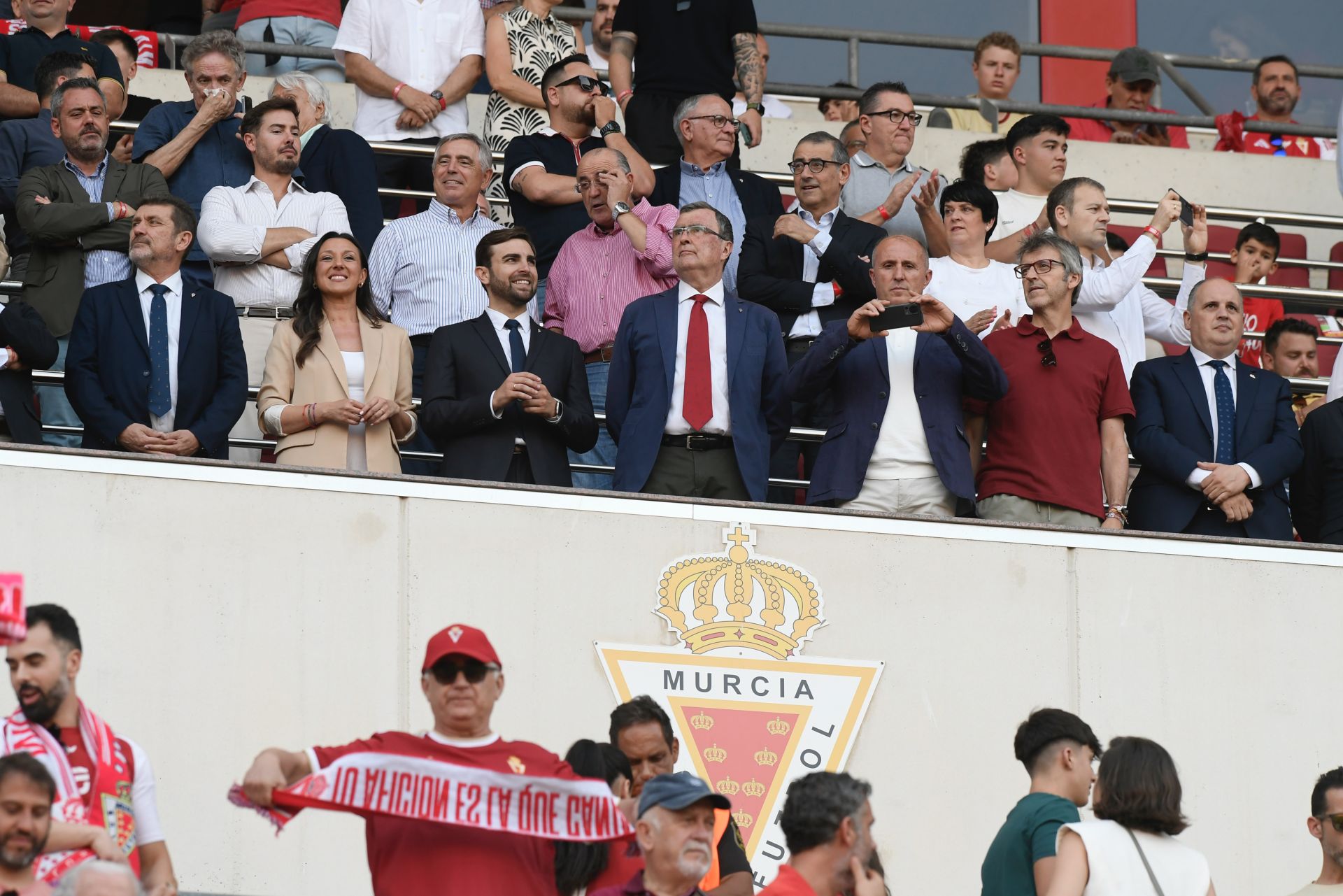La derrota del Real Murcia frente al Nàstic, en imágenes