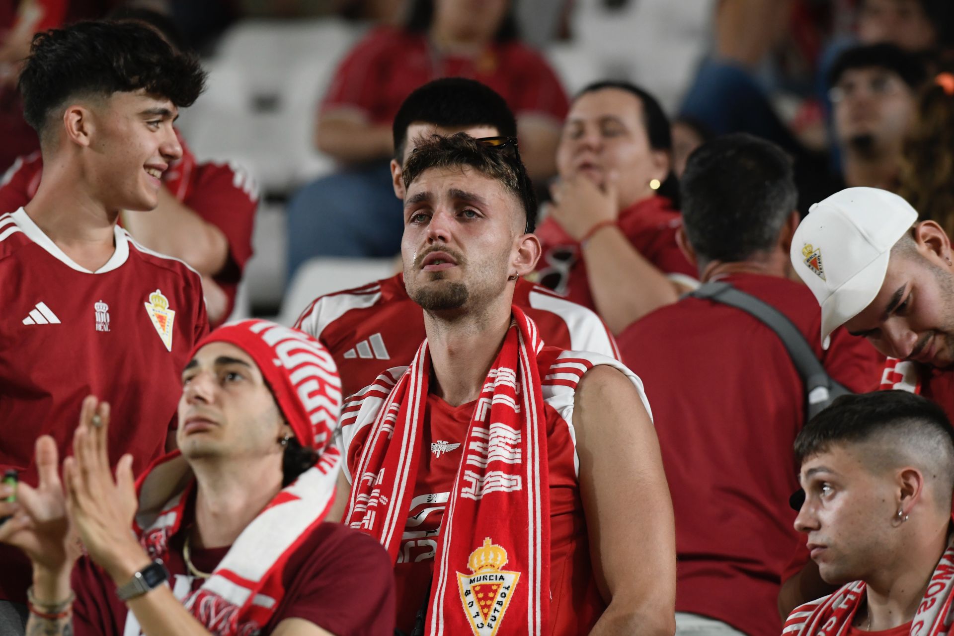 La derrota del Real Murcia frente al Nàstic, en imágenes