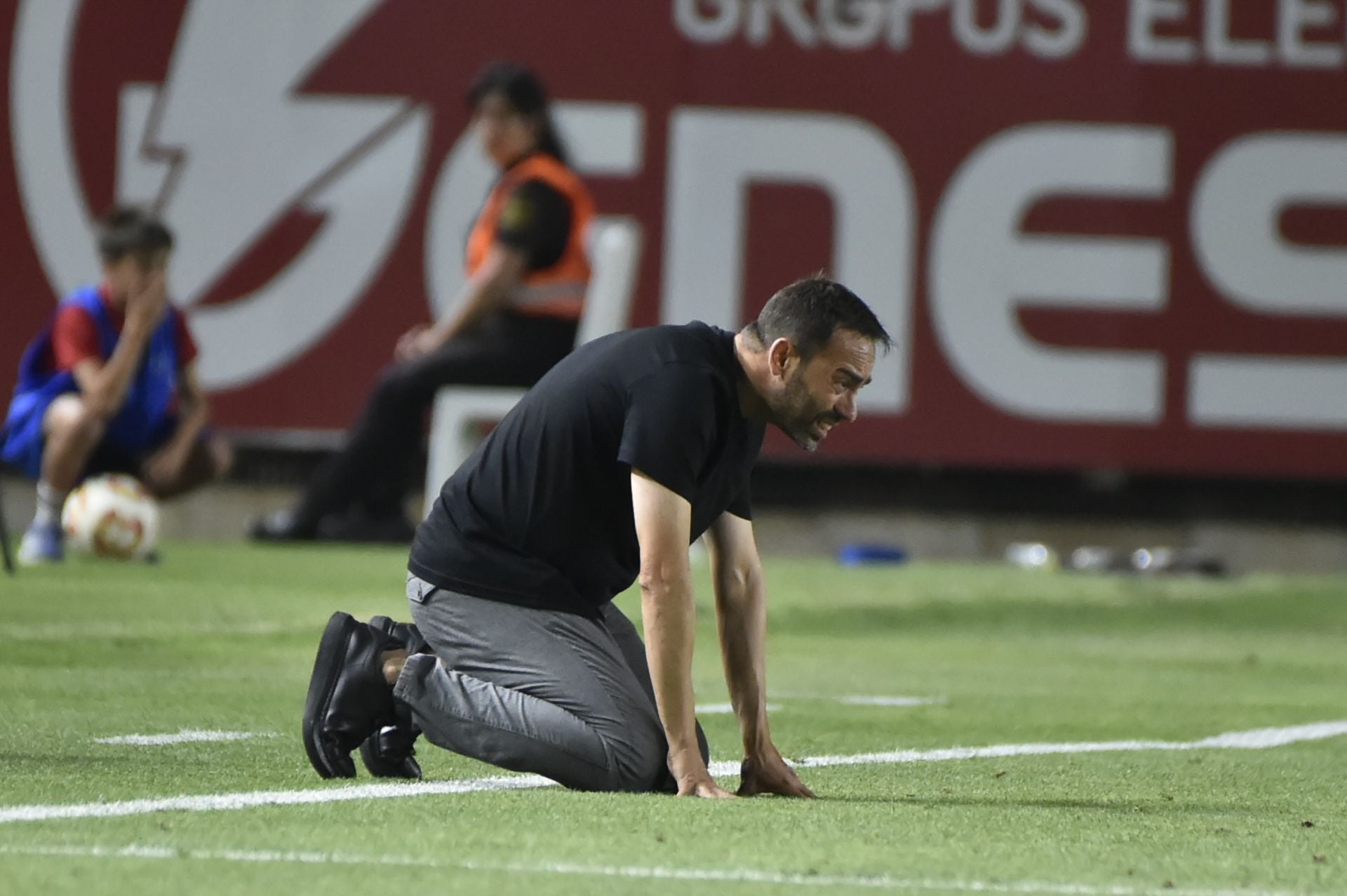 La derrota del Real Murcia frente al Nàstic, en imágenes