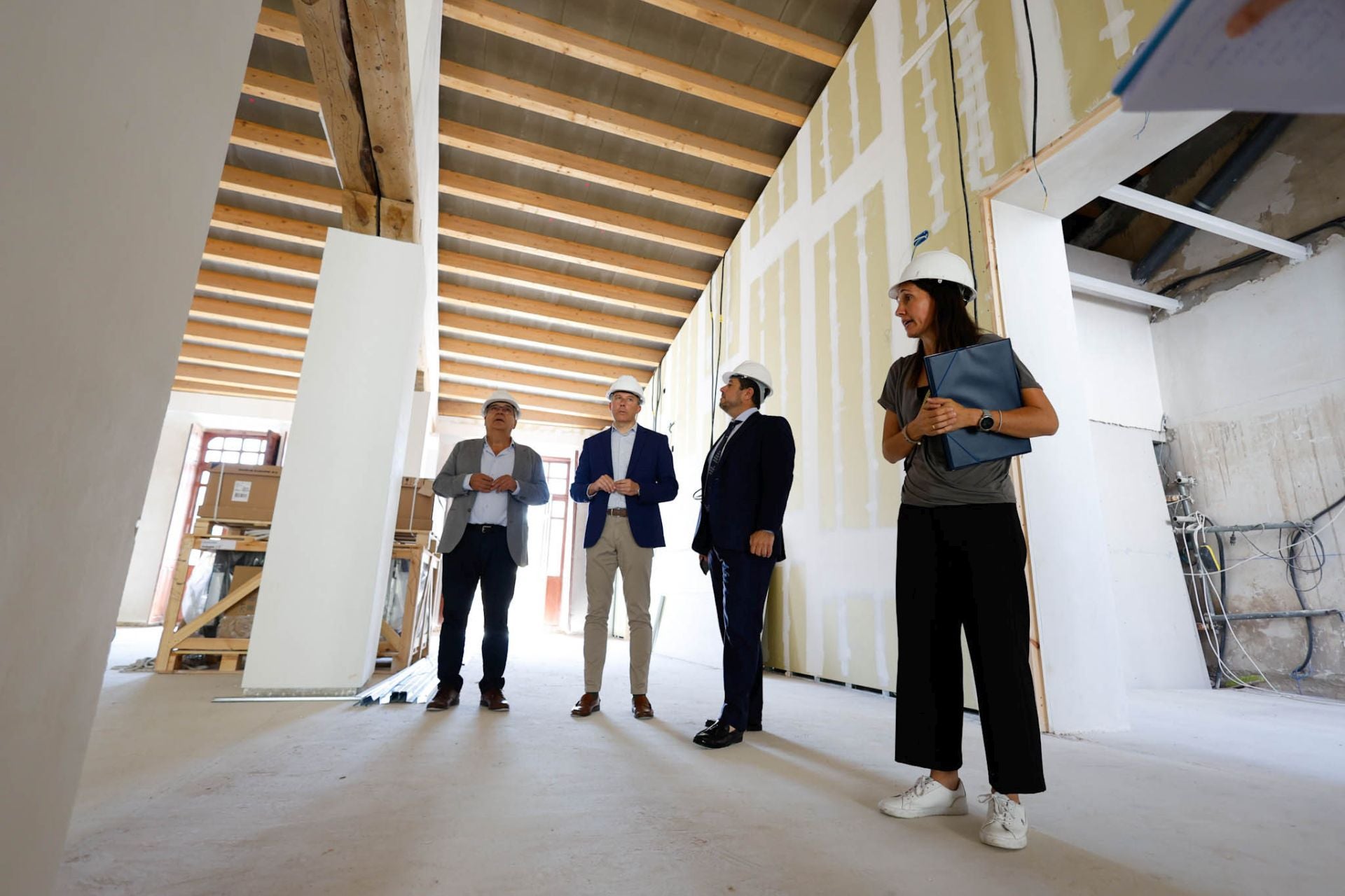 La rehabilitación de la Cámara Agraria de Lorca, en imágenes