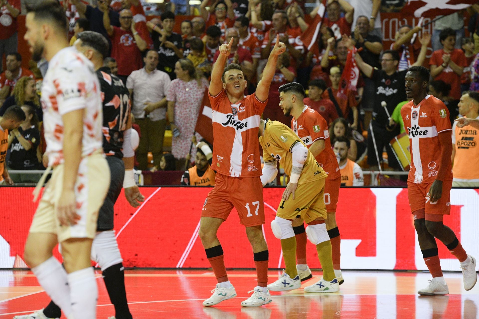 La victoria del Jimbee Cartagena contra ElPozo Murcia, en imágenes