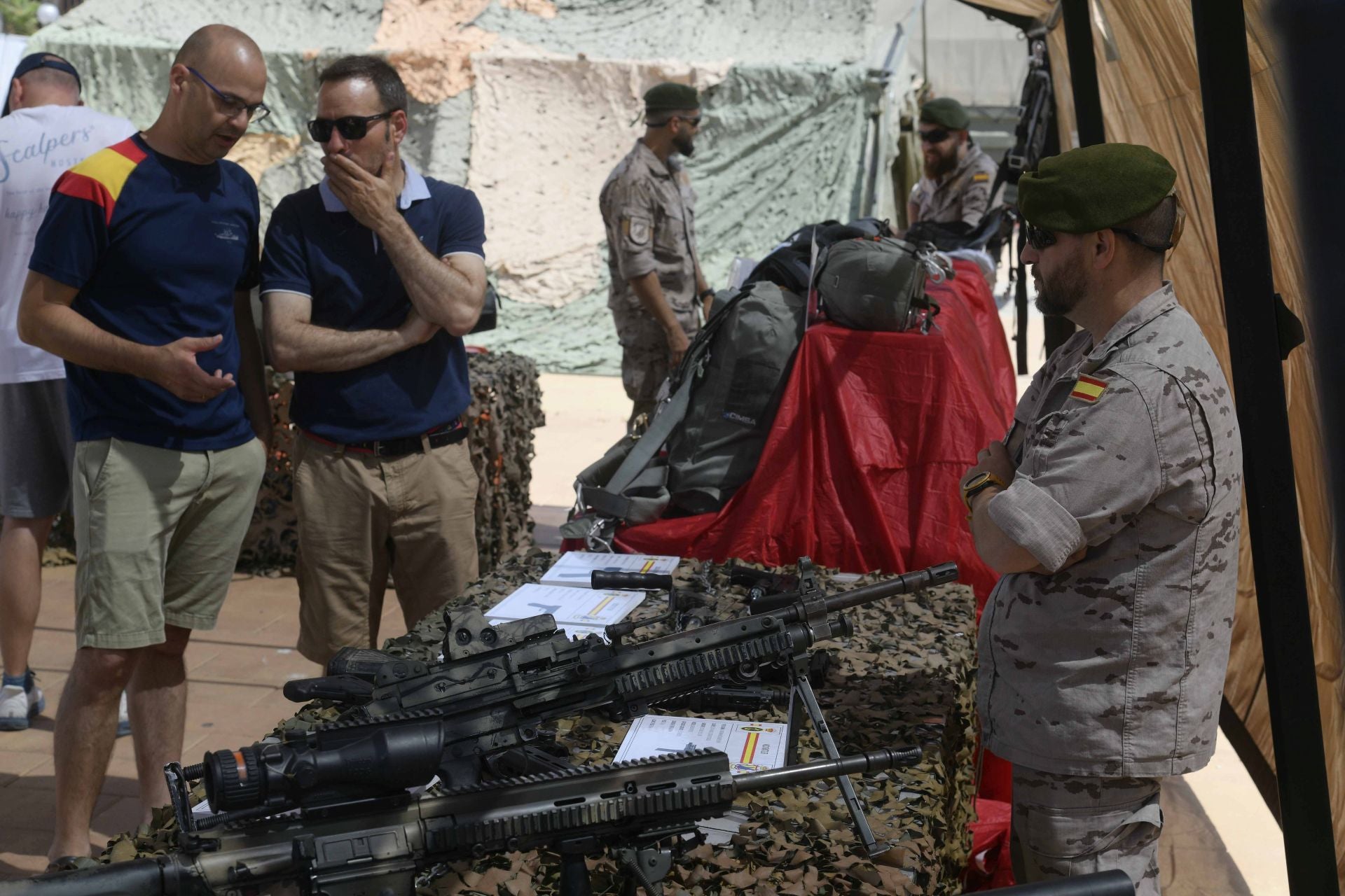 Día de las Fuerzas Armadas en Cartagena, en imágenes