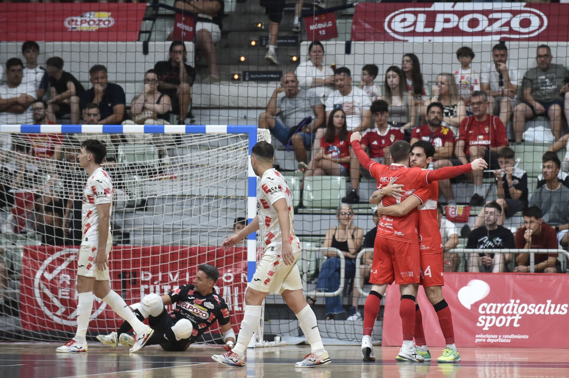 Las imágenes de ElPozo - Jimbee (3-2)