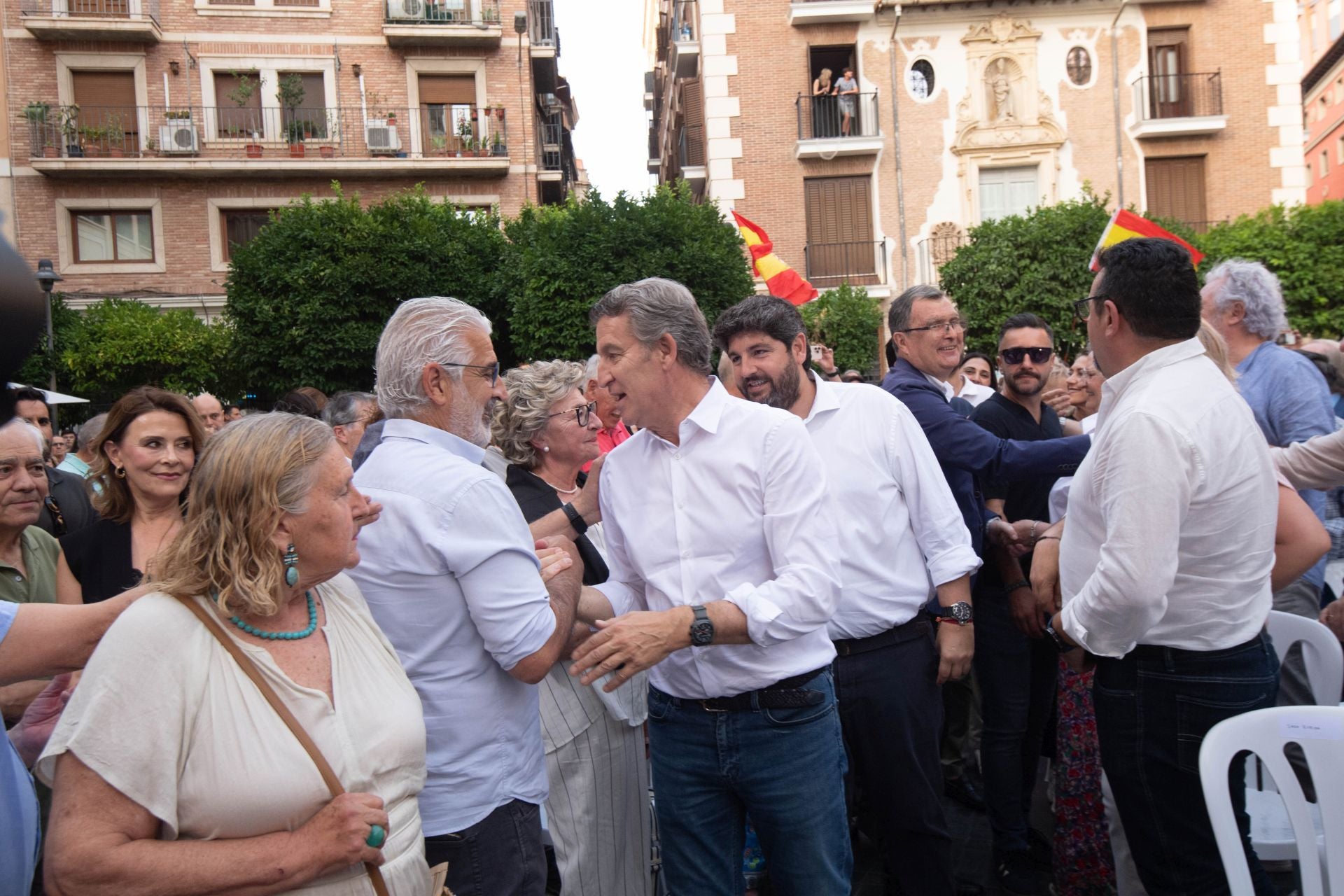 En imágenes, el acto de Feijóo a Murcia
