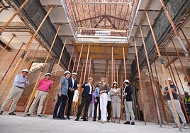 La delegada del Gobierno, el alcalde de Murcia y concejales del Ayuntamiento, este jueves en la Cárcel Vieja.