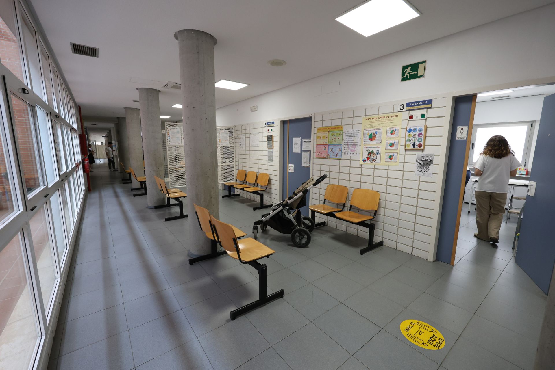 La huelga de médicos en los hospitales de Murcia, Cartagena y Lorca, en imágenes