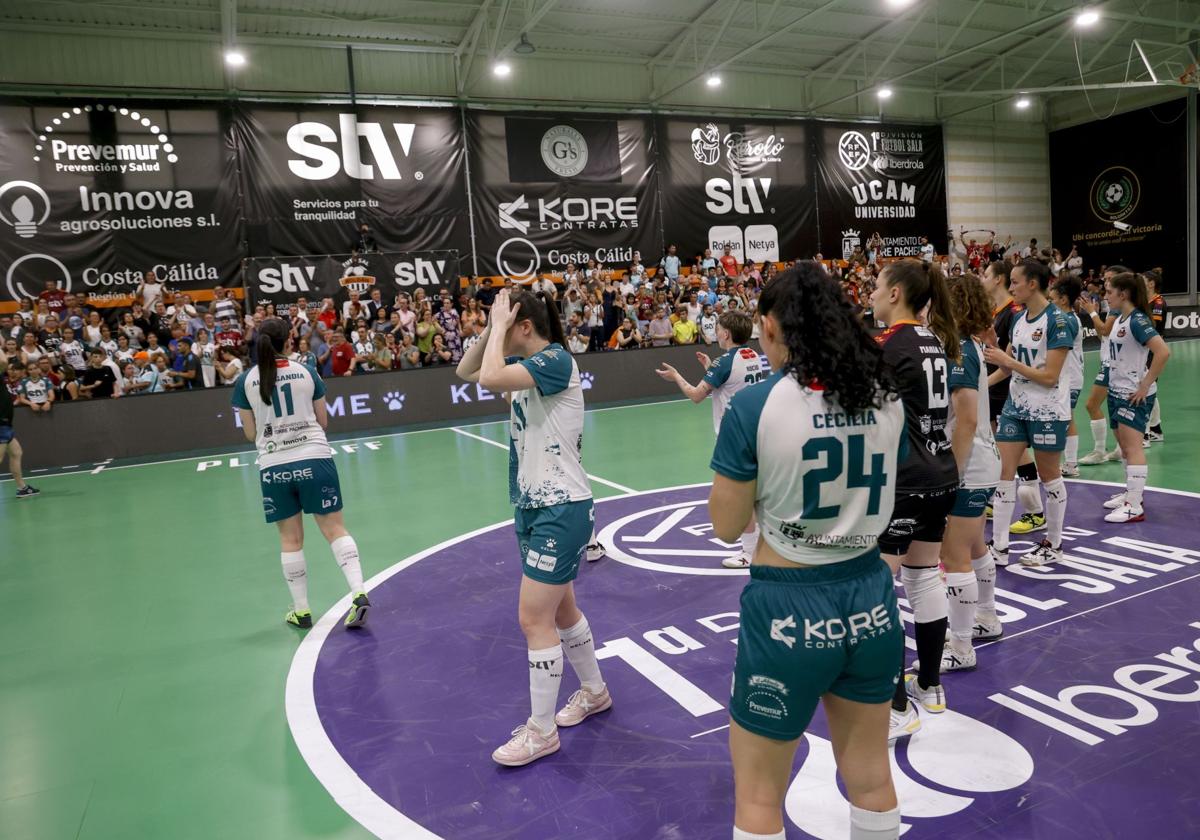 Las imágenes del partido entre el STV Roldán y el Futsi Navalcarnero