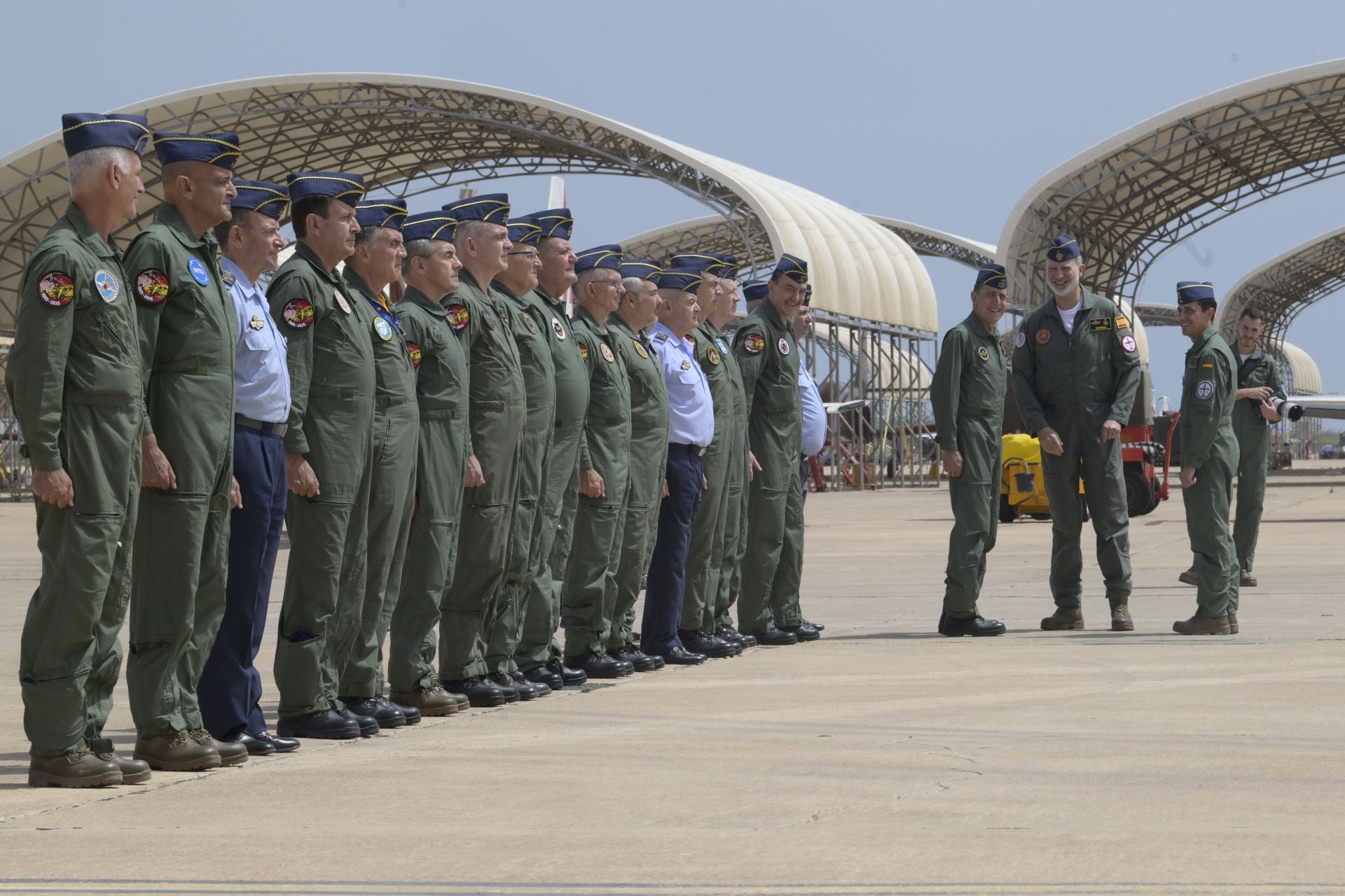 Las imágenes de la exhibición de aviones del festival Aire 25