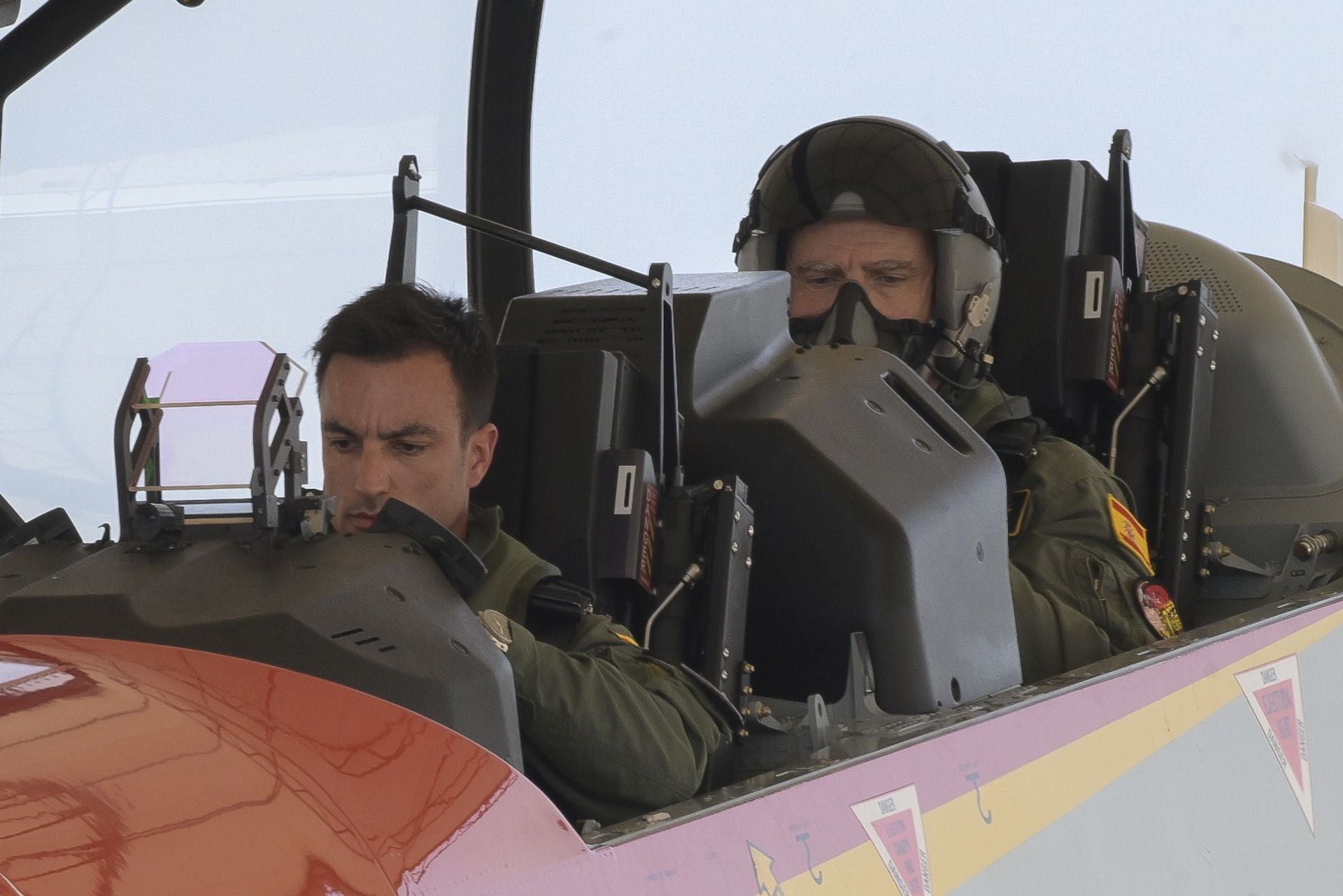 Las imágenes de la exhibición de aviones del festival Aire 25
