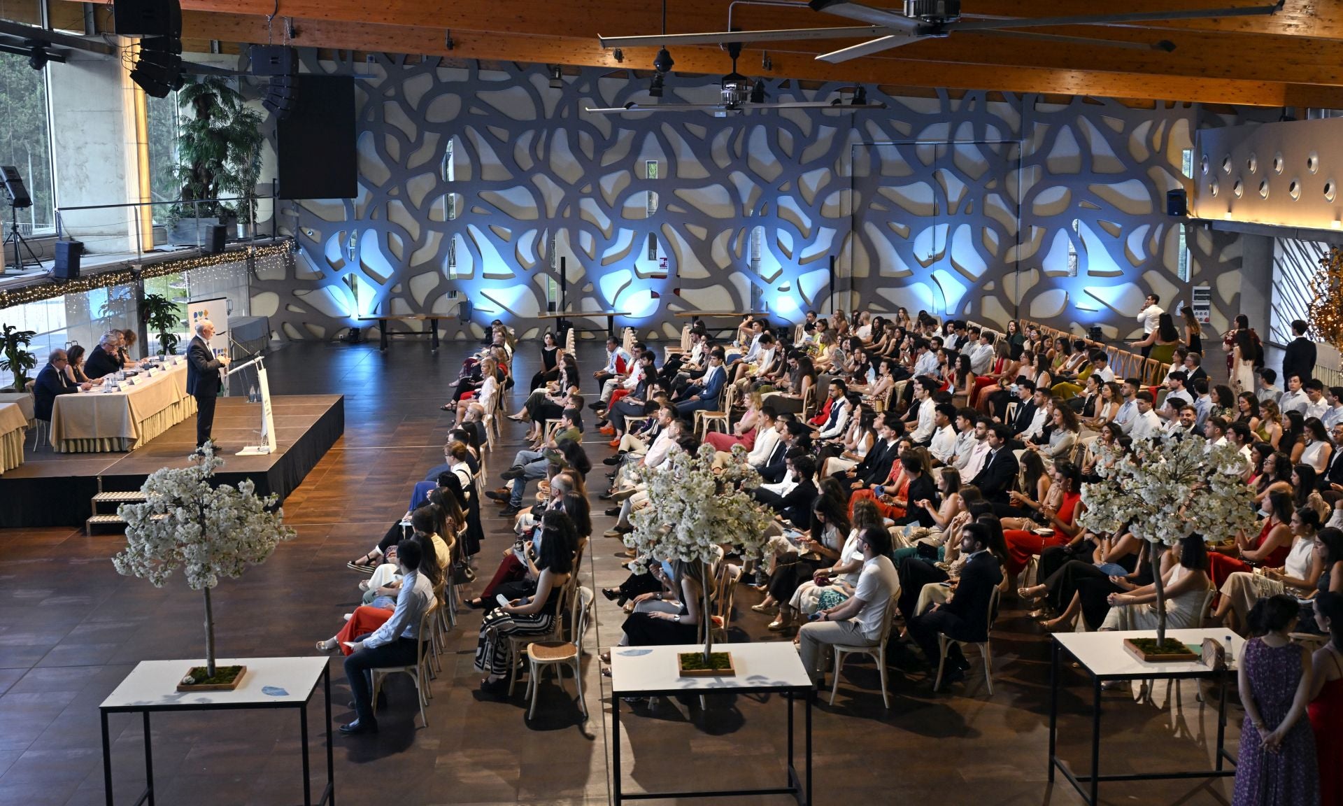 Acto de bienvenida para los nuevos miembros del Colegio de Médicos de la Región de Murcia, en imágenes