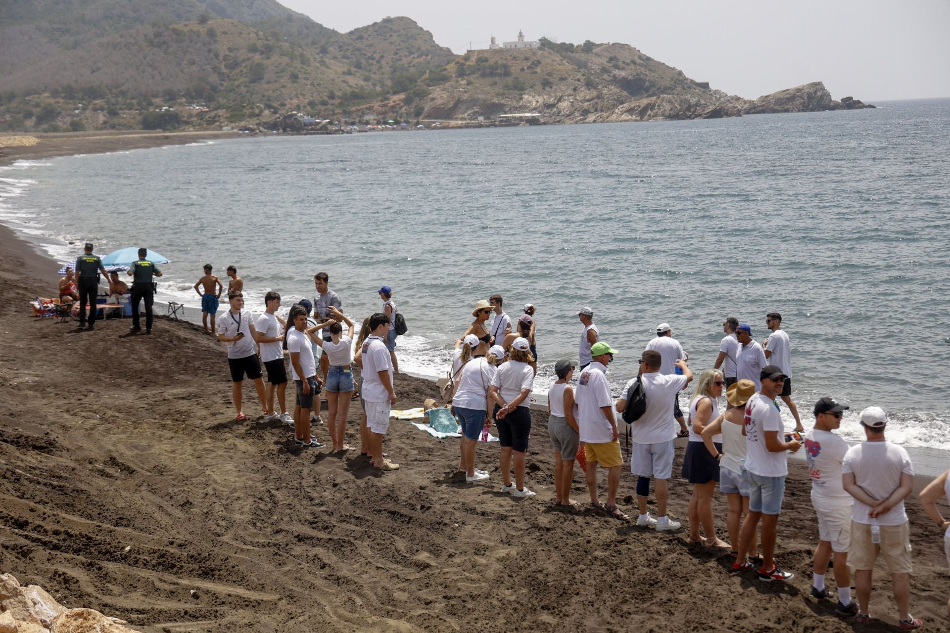 Protesta por la regeneración de la bahía de Portmán, en imágenes
