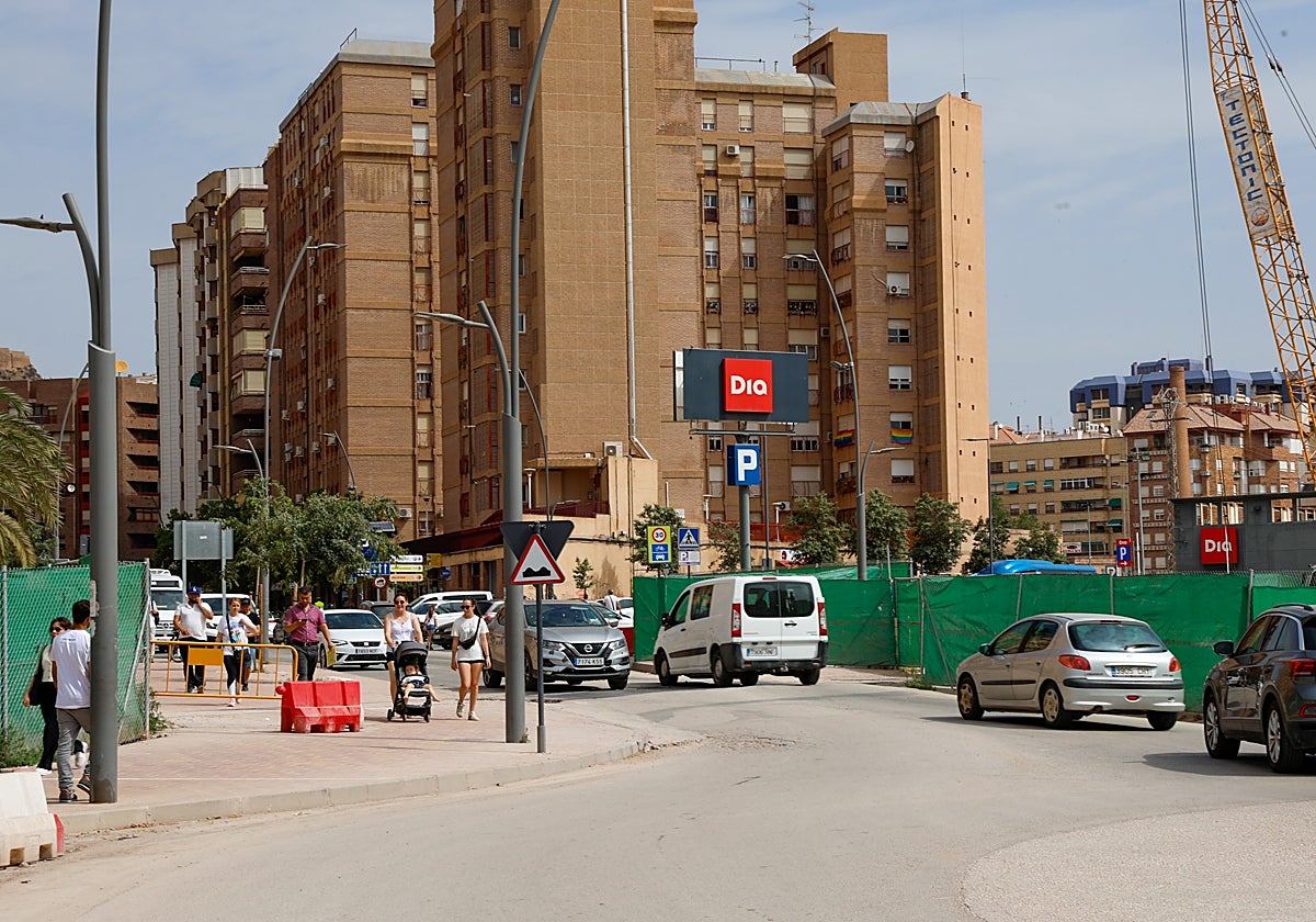Alameda de Cervantes, que se cerrará al tráfico la próxima semana por las obras de soterramiento del AVE.