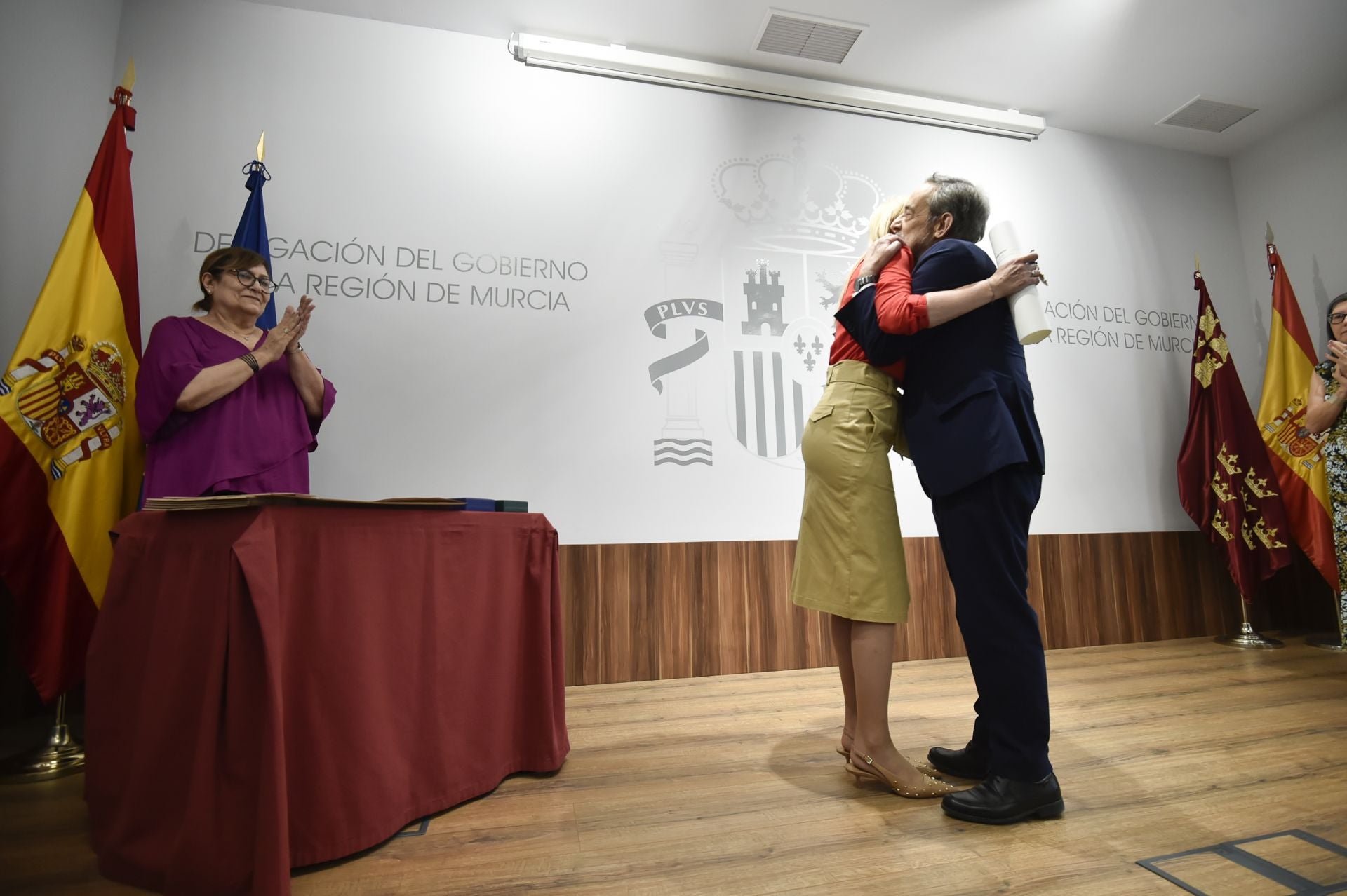 La entrega de medallas de la Orden del Mérito Civil e Isabel la Católica, en imágenes