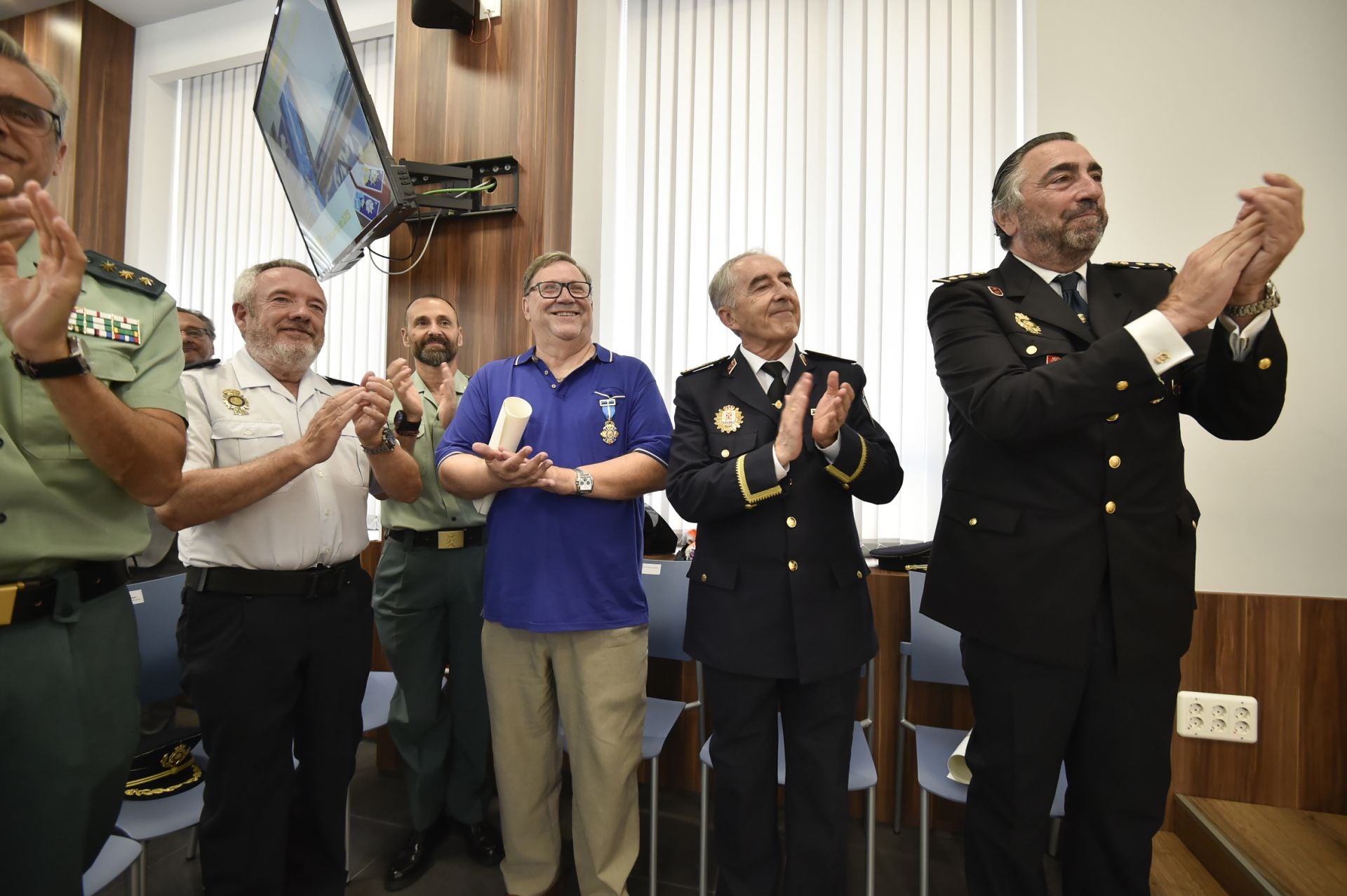 La entrega de medallas de la Orden del Mérito Civil e Isabel la Católica, en imágenes
