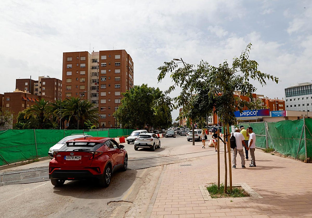 Alameda de Cervantes, que será cortada al tráfico del 25 de junio al 30 de septiembre.