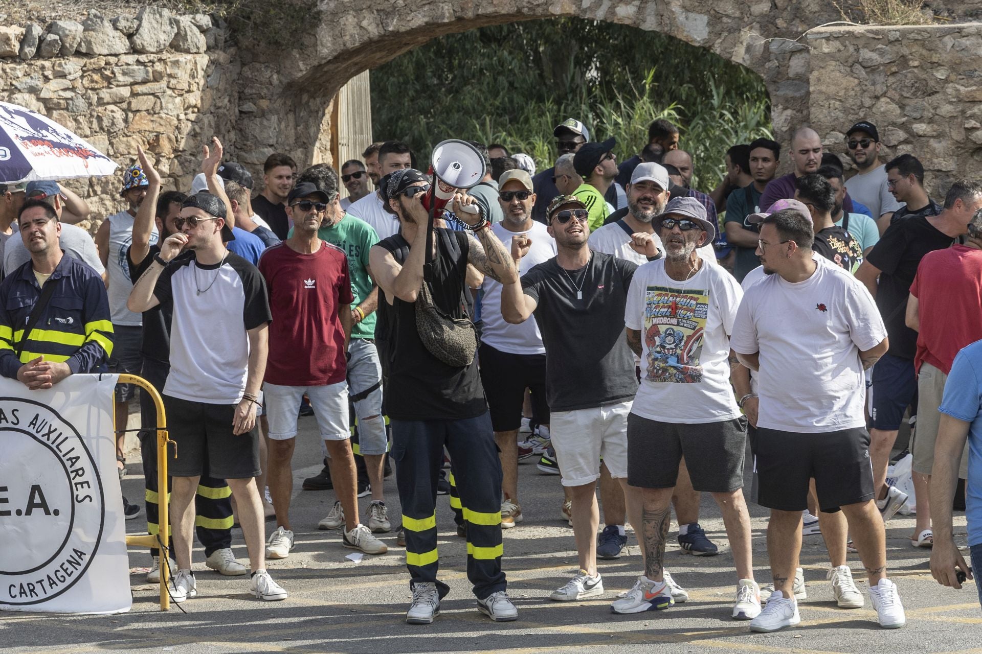 La protesta de los trabajadores de Navantia, en imágenes