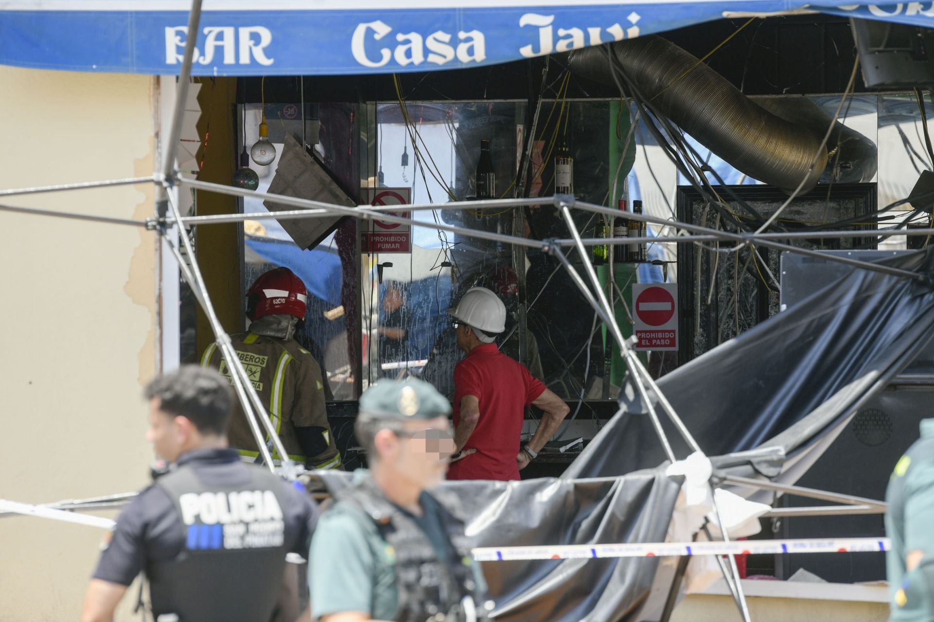 Explosión de gas en un bar de Lo Pagán, en imágenes