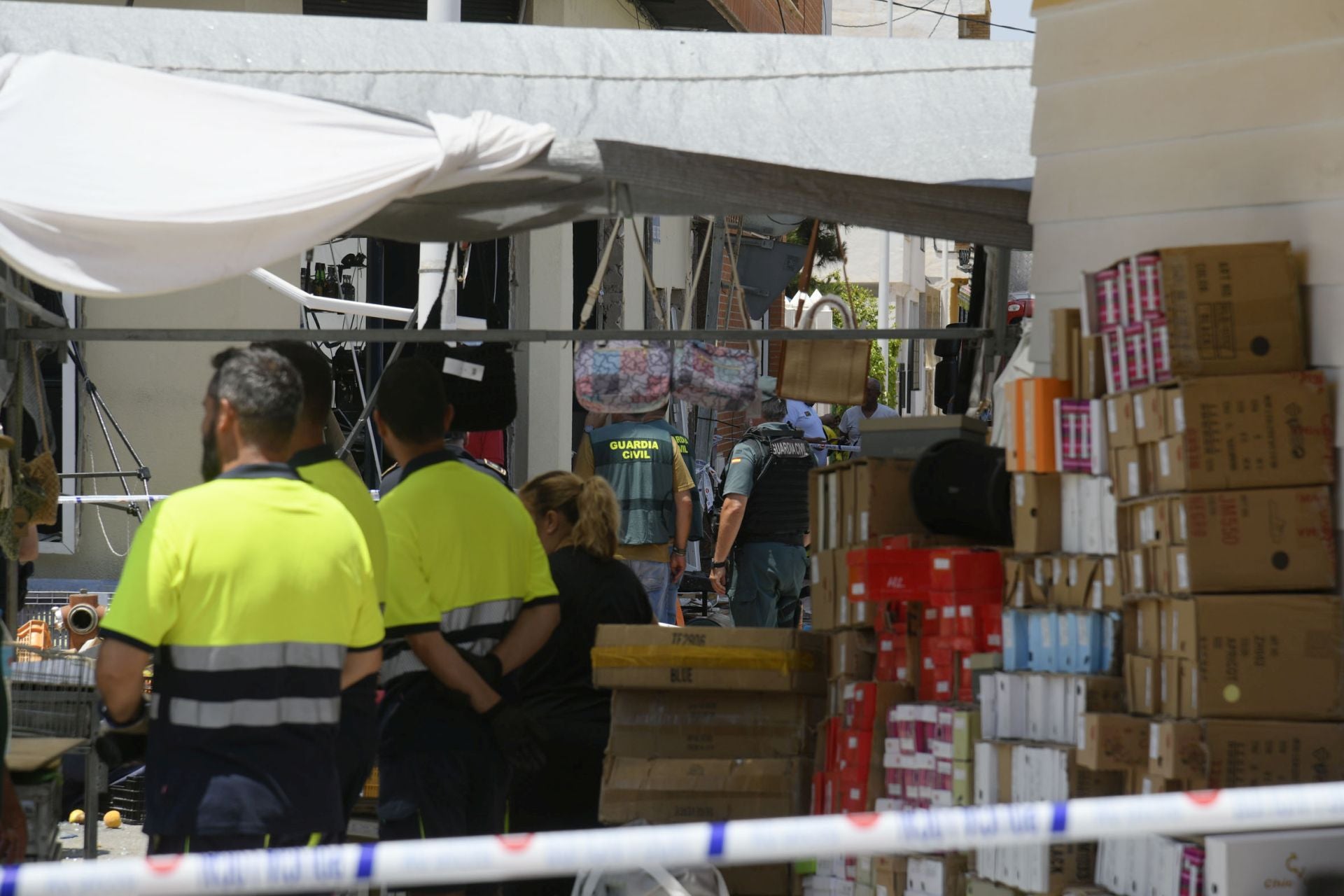 Explosión de gas en un bar de Lo Pagán, en imágenes