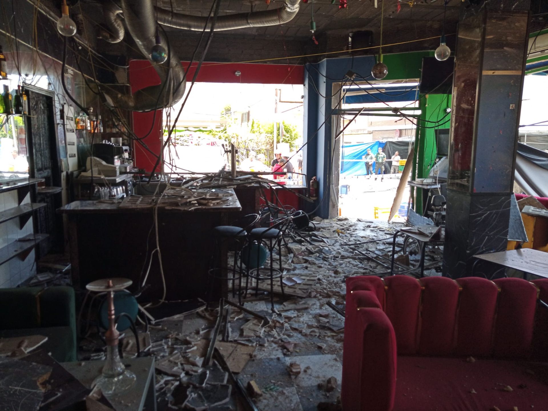 Explosión de gas en un bar de Lo Pagán, en imágenes