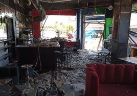 Estado del interior del local tras la explosión.