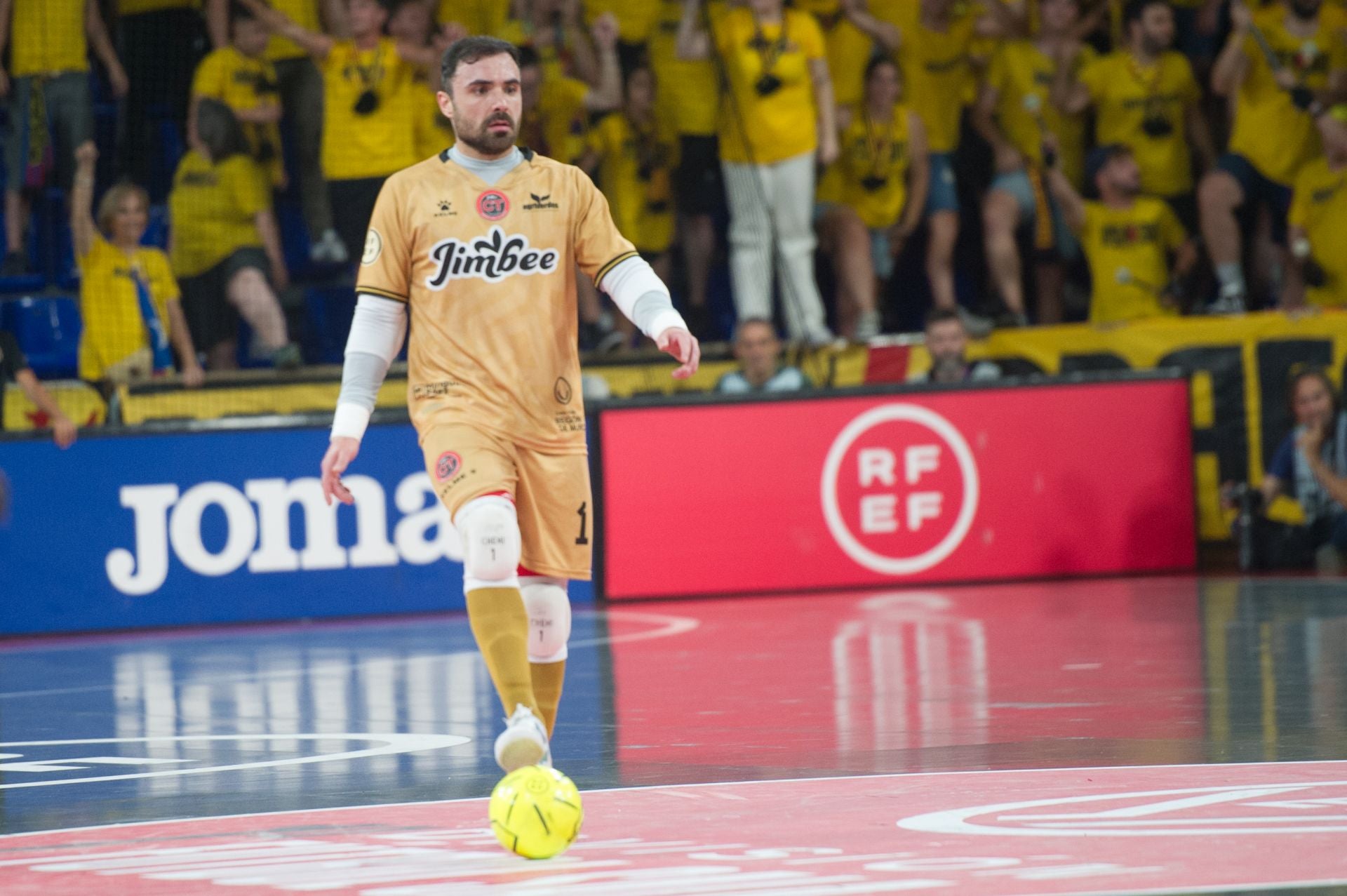 Las imágenes del Barcelona-Jimbee (2-3)