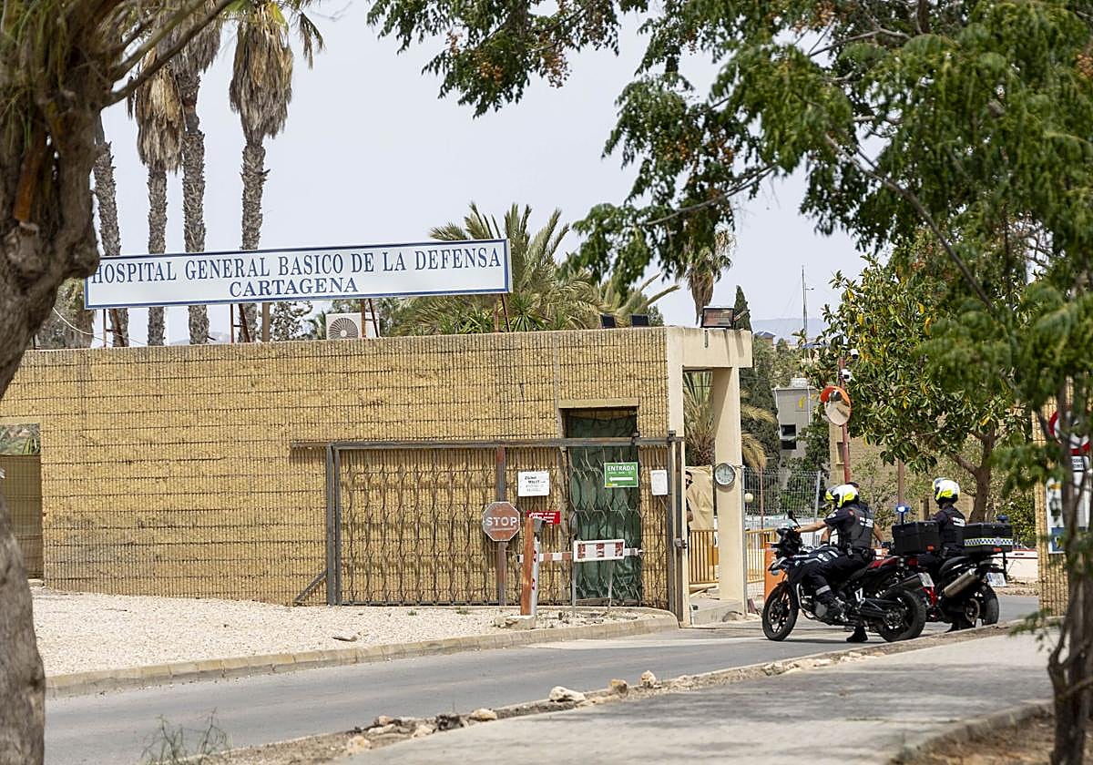 Acceso principal al Hospital Naval, en una imagen de archivo.