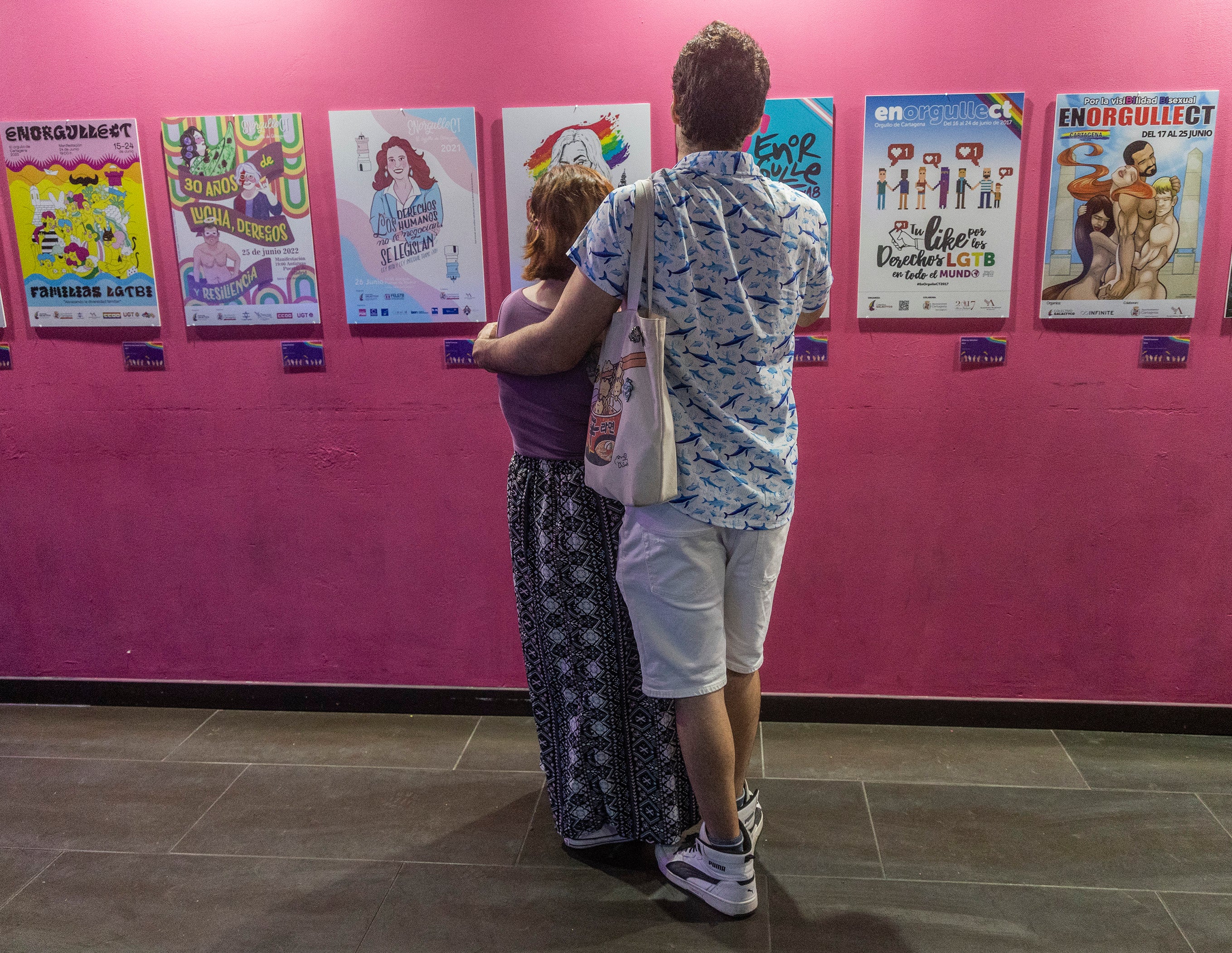 EnorgulleCT despliega sus banderas en Cartagena