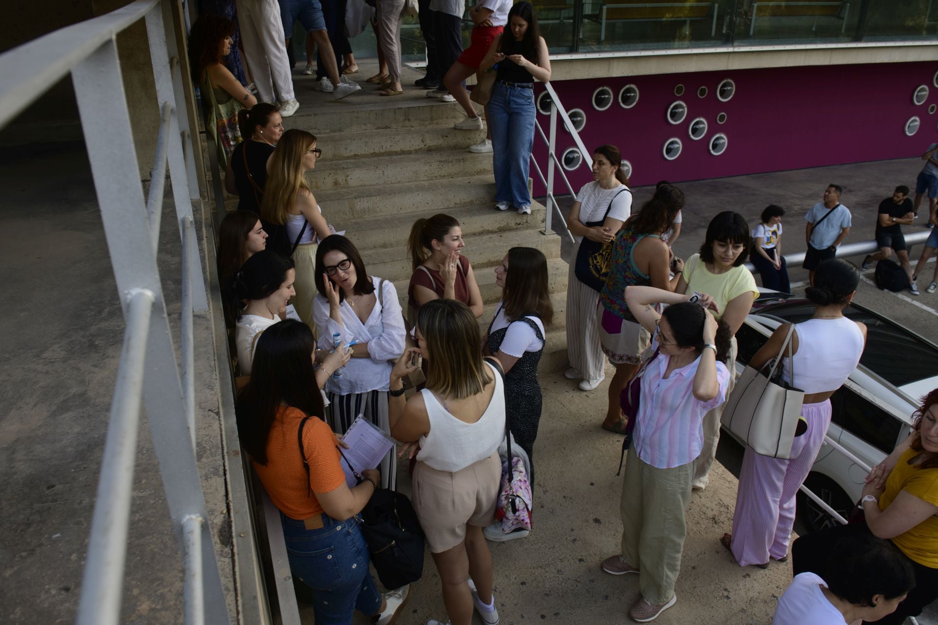 El primer examen de las oposiciones a Secundaria, en imágenes