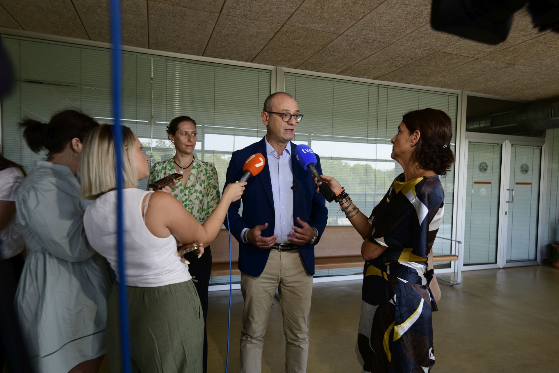 El primer examen de las oposiciones a Secundaria, en imágenes