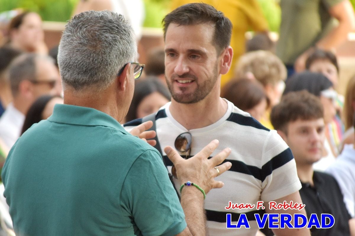Imágenes de la presentación de «Forjando el mañana» en la Feria del Libro de Caravaca
