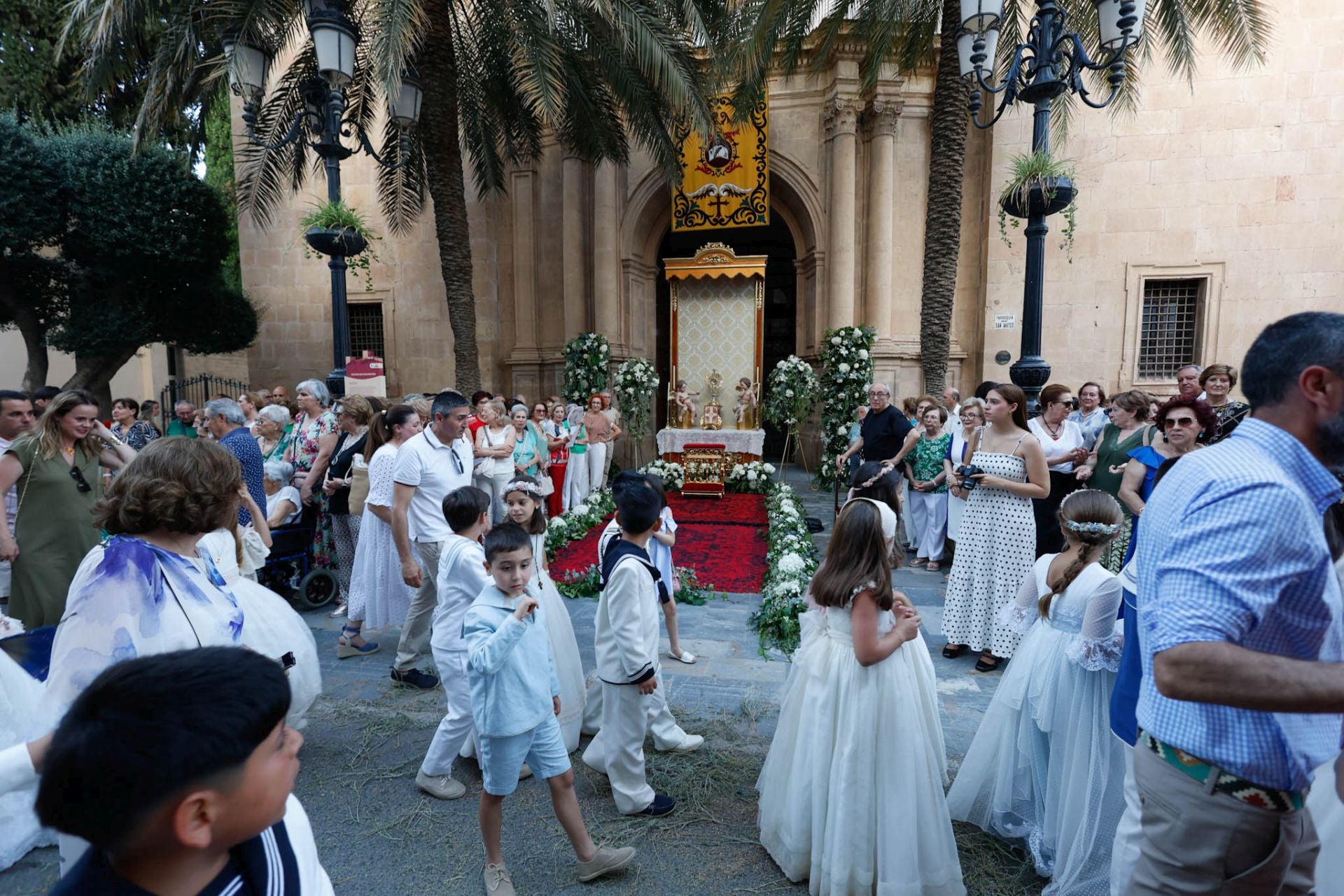 El Corpus llena de tradición el casco viejo de Lorca