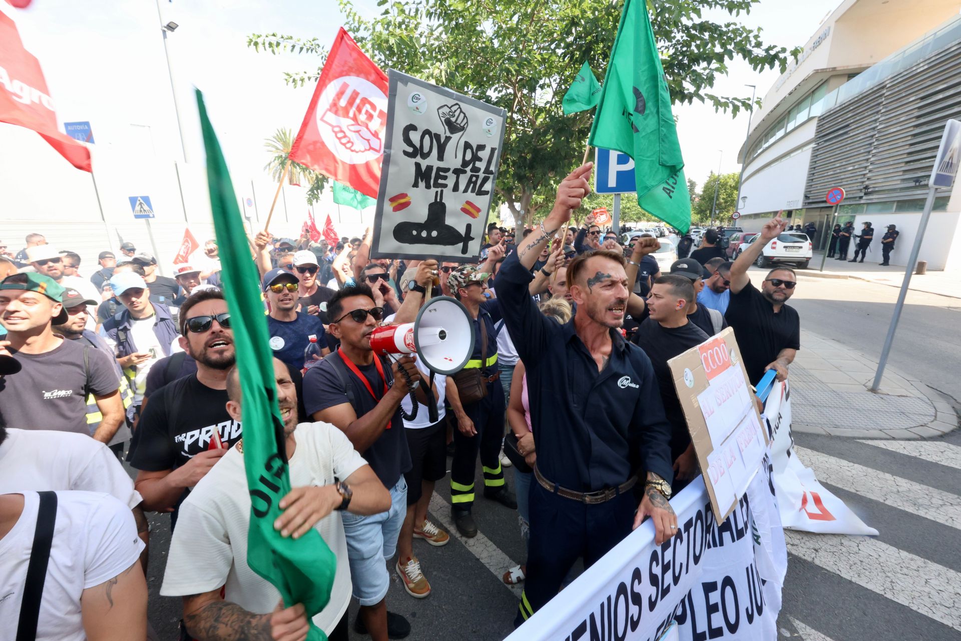 La protesta de los trabajadores de Navantia en la Fremm, en imágenes