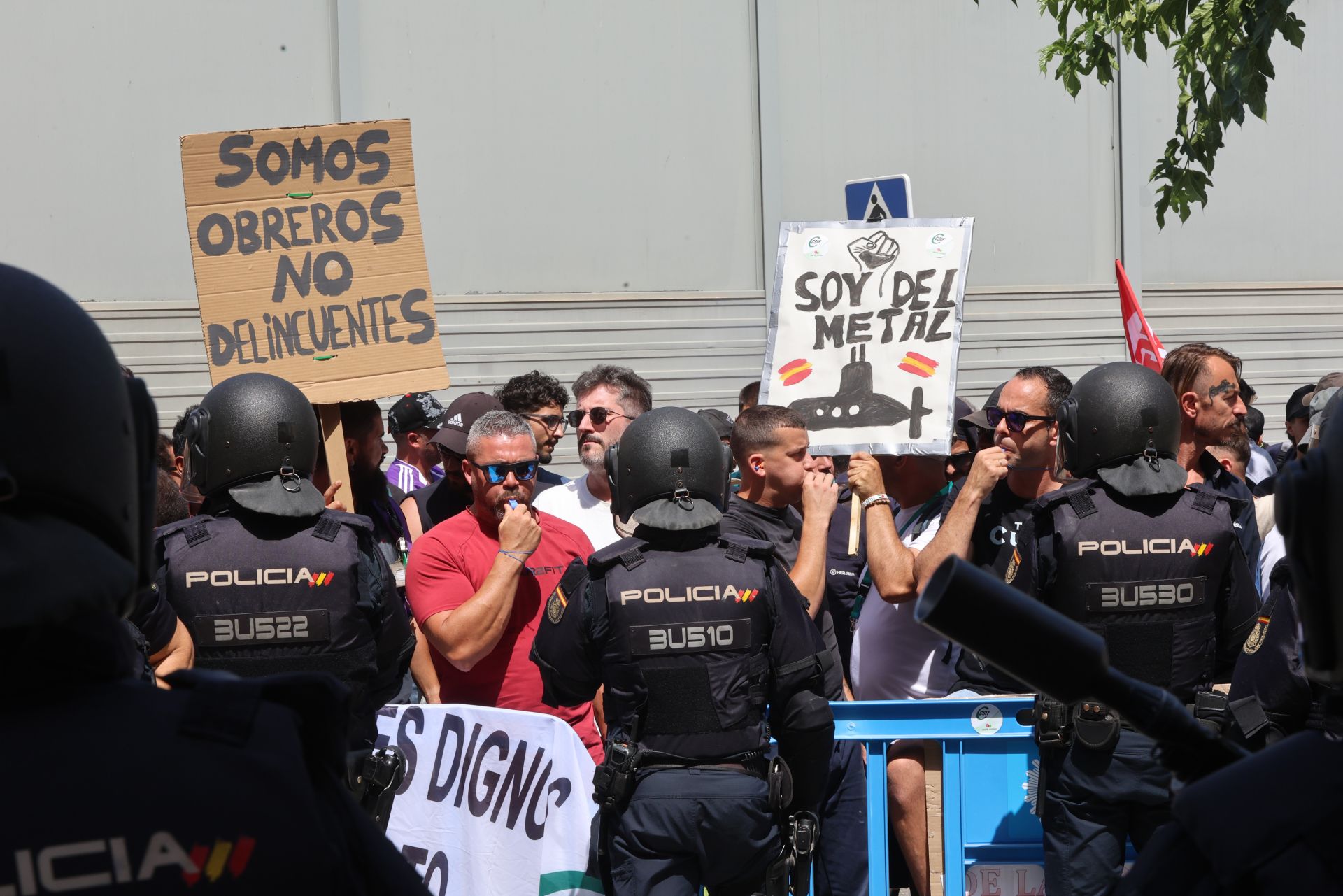 La protesta de los trabajadores de Navantia en la Fremm, en imágenes