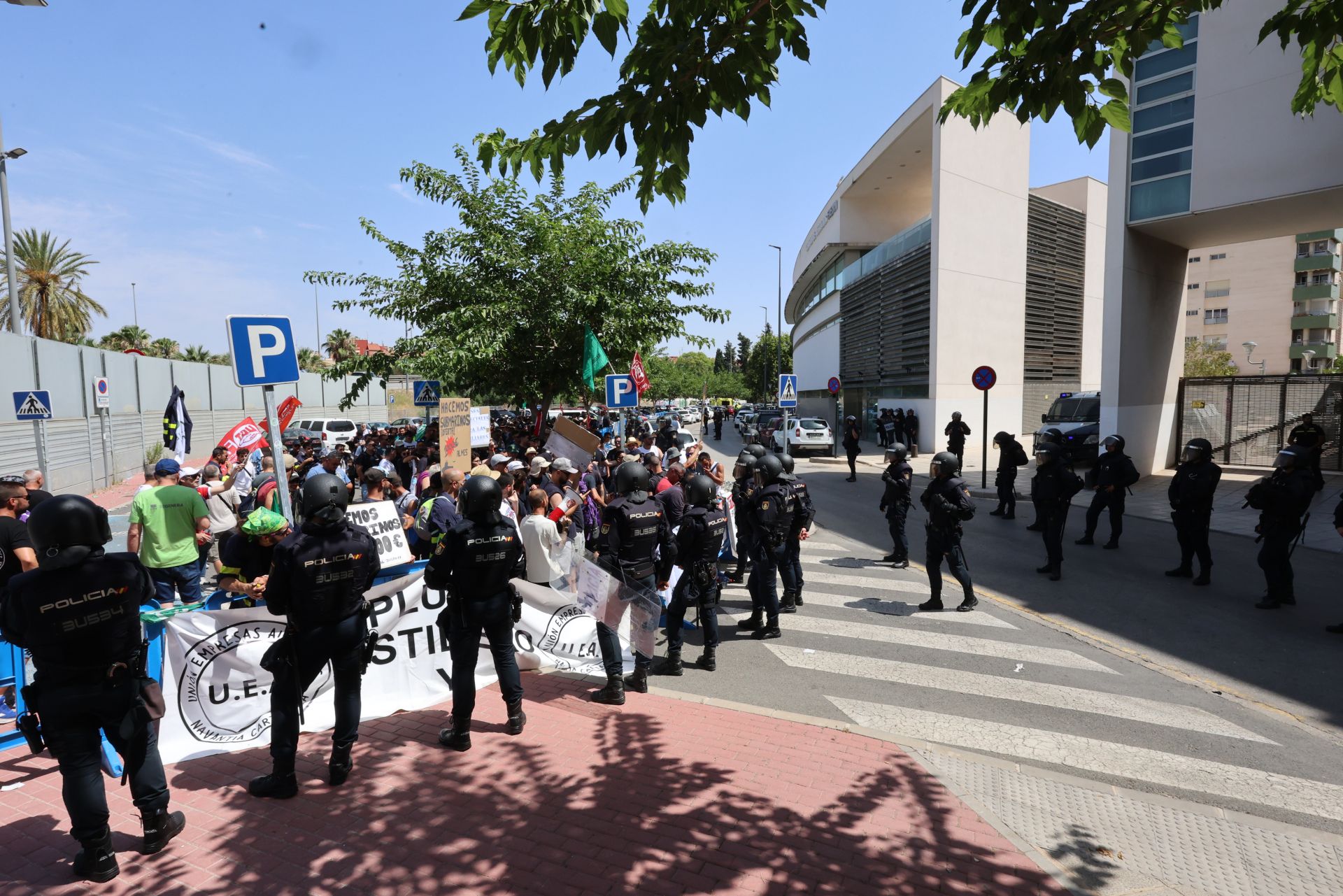 La protesta de los trabajadores de Navantia en la Fremm, en imágenes