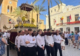 La Custodia, a su salida de la basílica en Cieza.