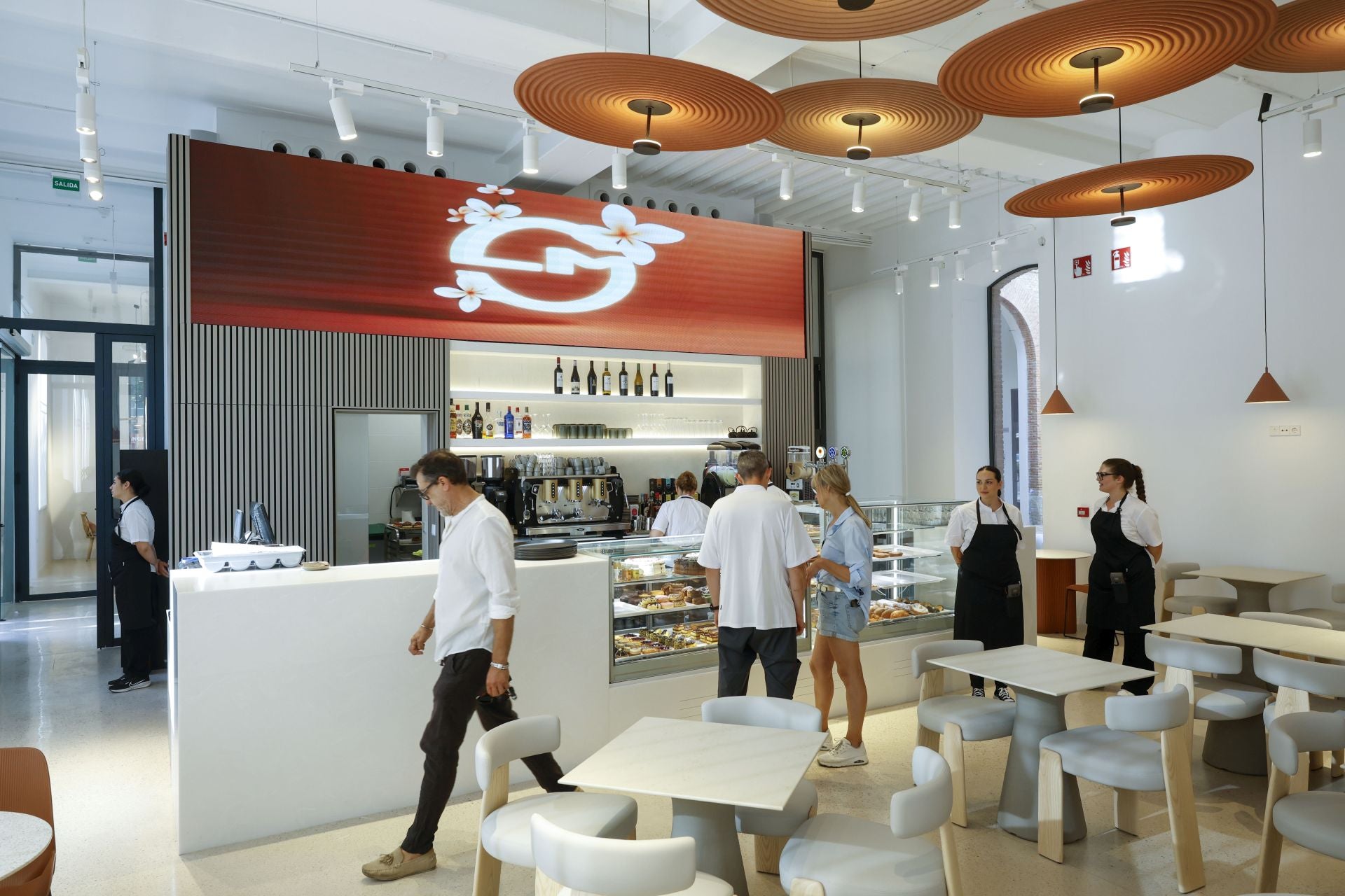 La nueva cafetería de la Cárcel Vieja de Murcia, en imágenes